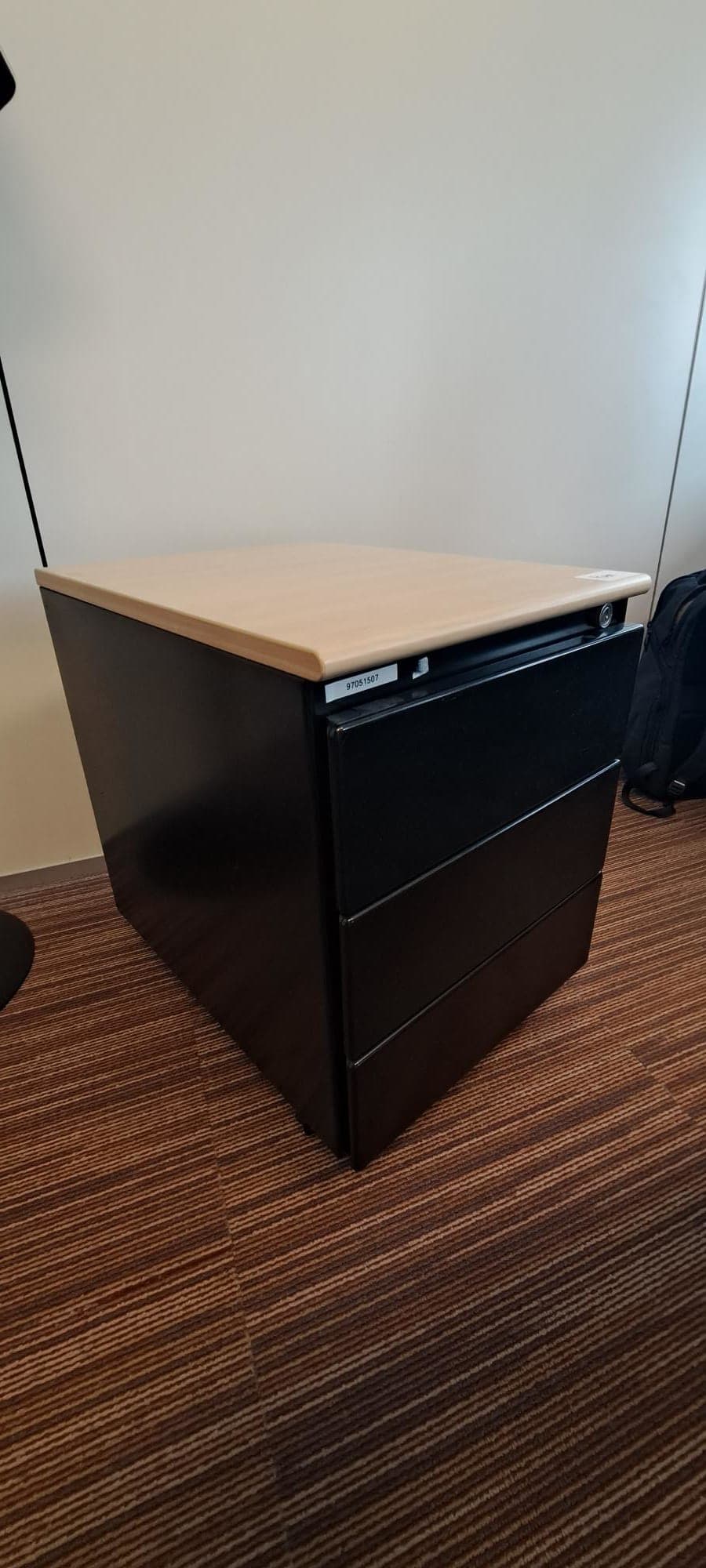 Bloc 3 tiroirs noir top bois-0