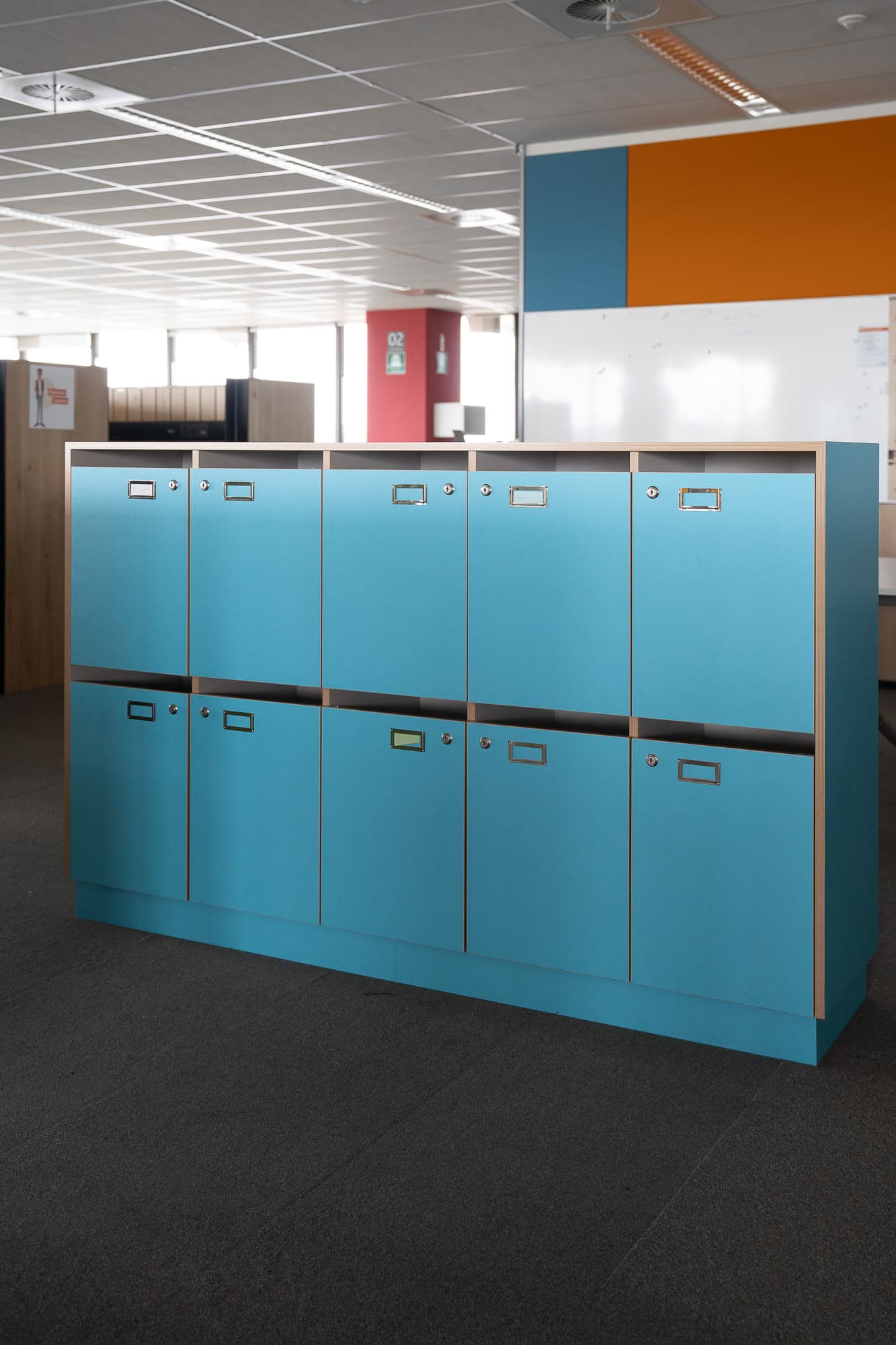 Light turquoise blue lockers with key-0
