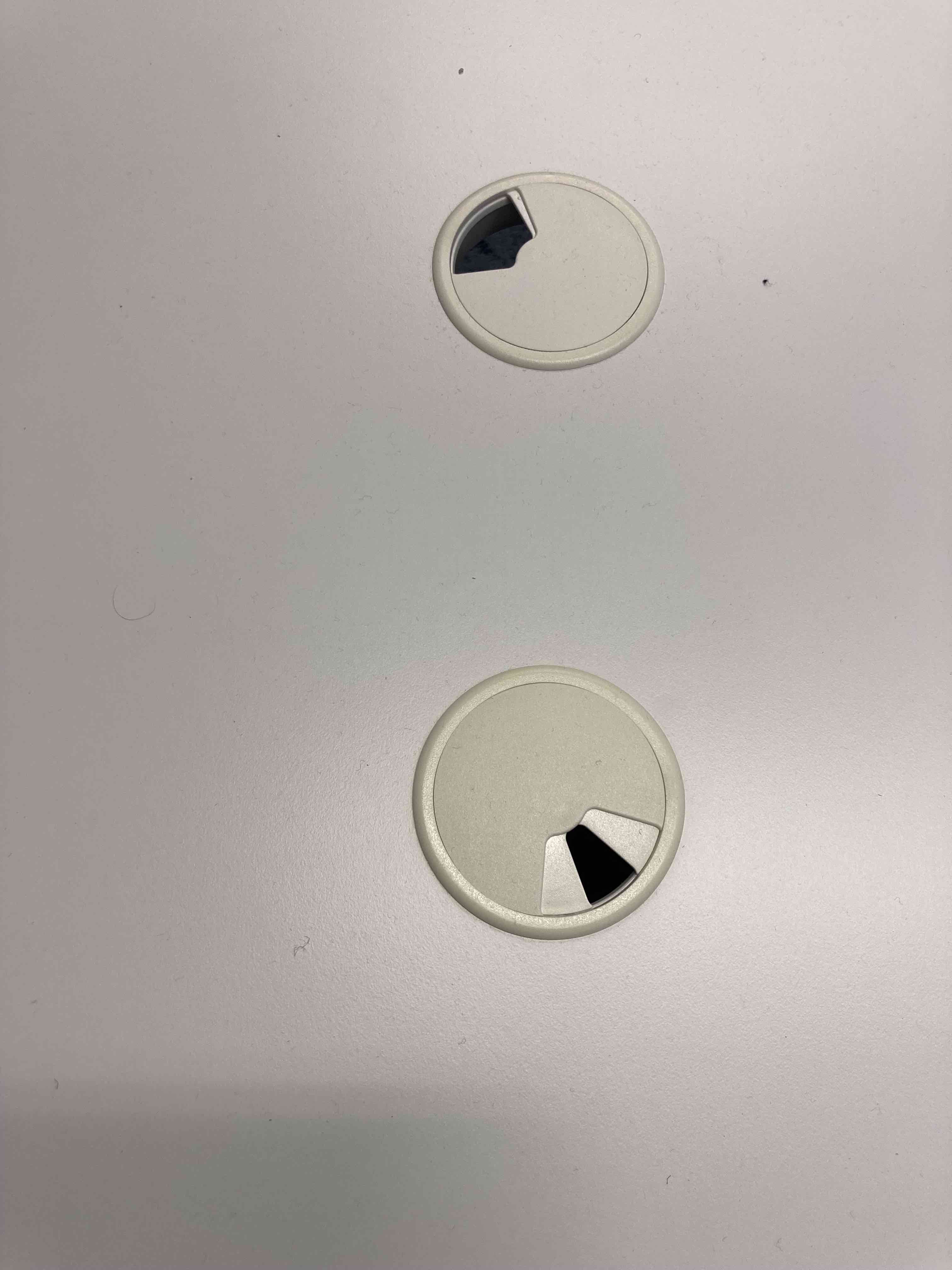 BENE 320x160cm Table de bureau 4 personnes blanche sur pieds noirs avec accès au plateau-3