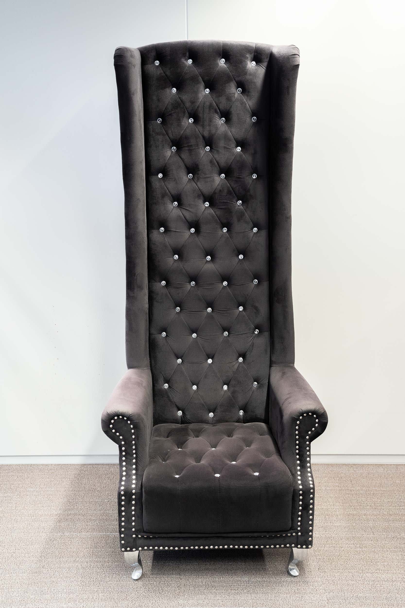 Kare Design Fauteuil noir avec dossier haut et boutons en diamant