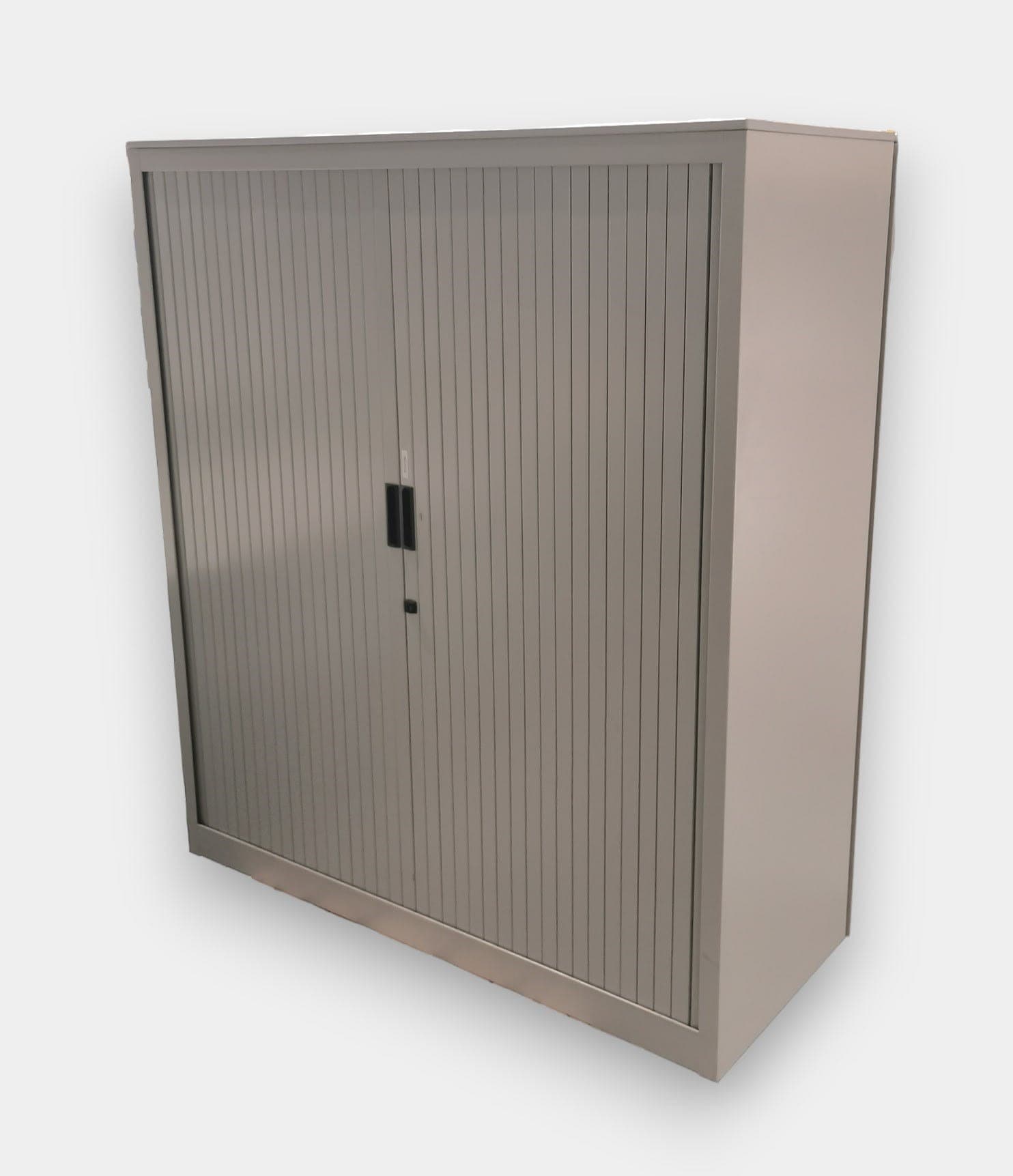 135cm Armoire grise portes coulissantes