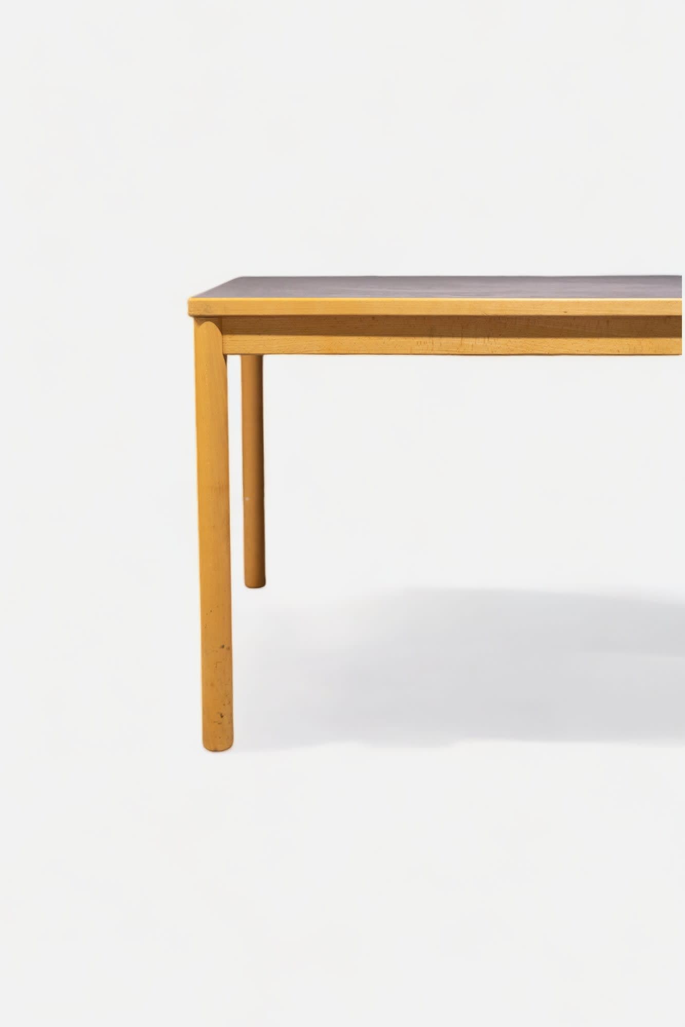 Casala 210cm Houten tafel op houten poten-2