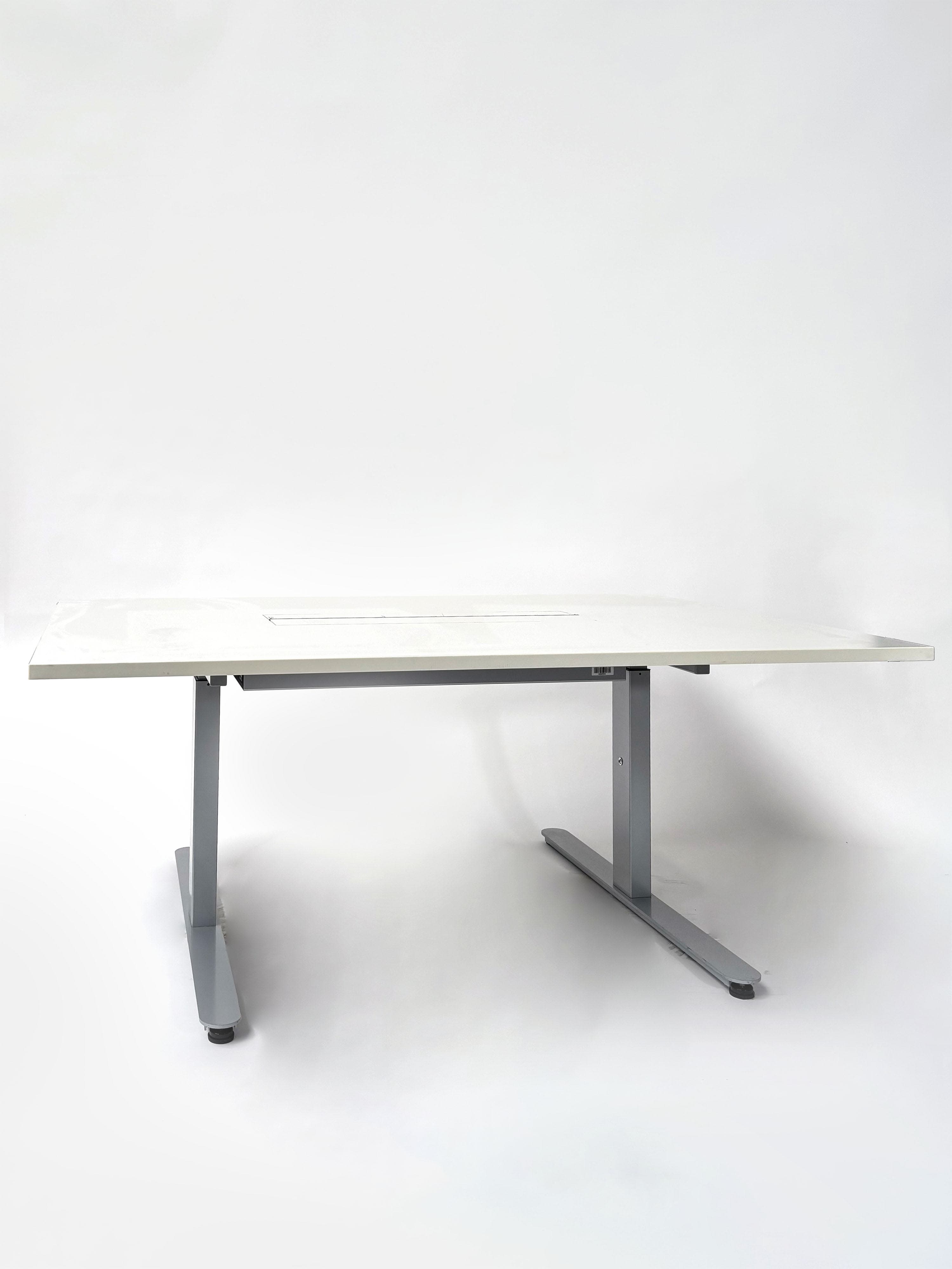 Gumpo 160cm table de réunion blanche avec passage de câbles sur pieds gris