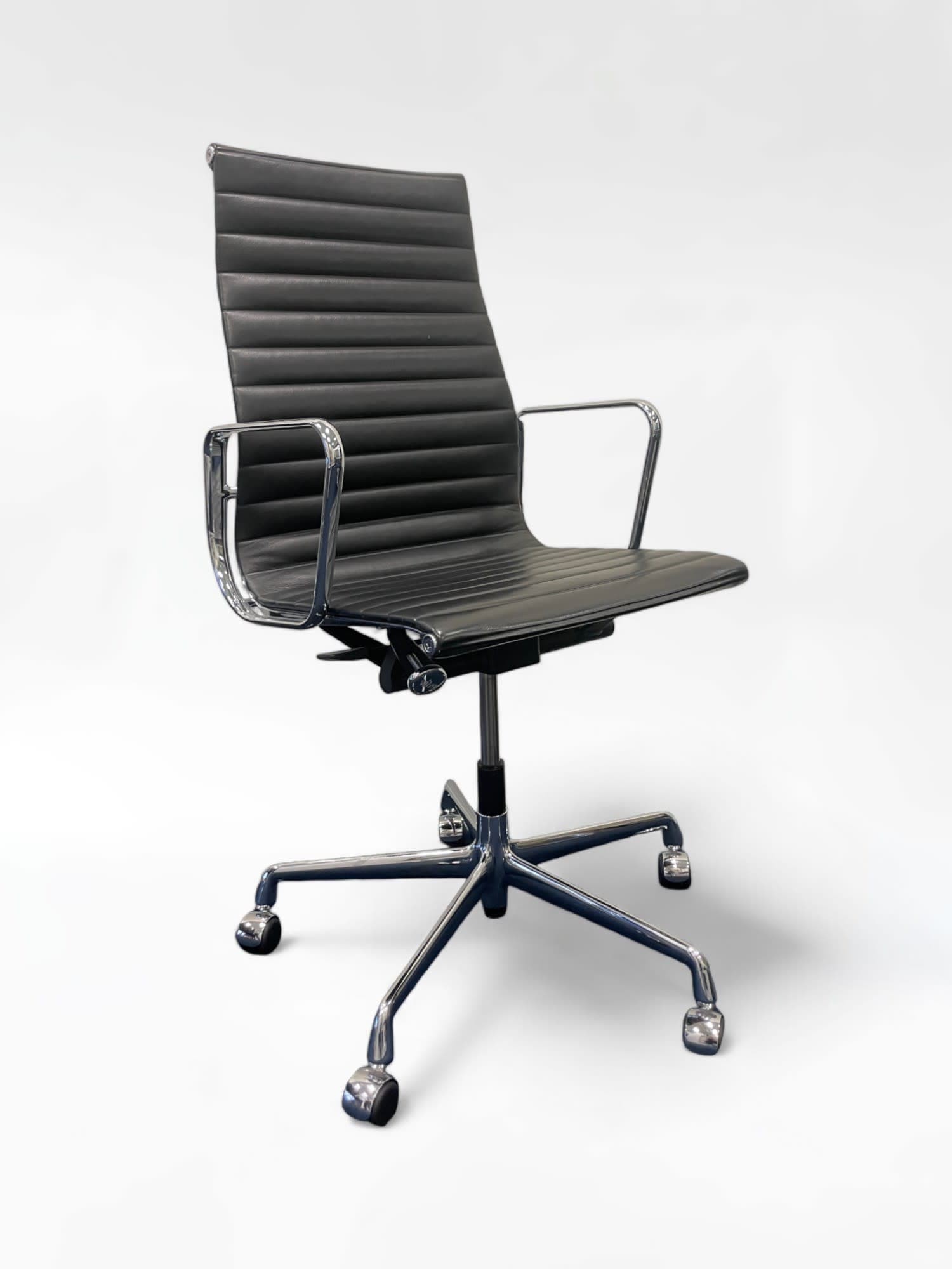 Vitra Eames Leather Black Chair EA119-0