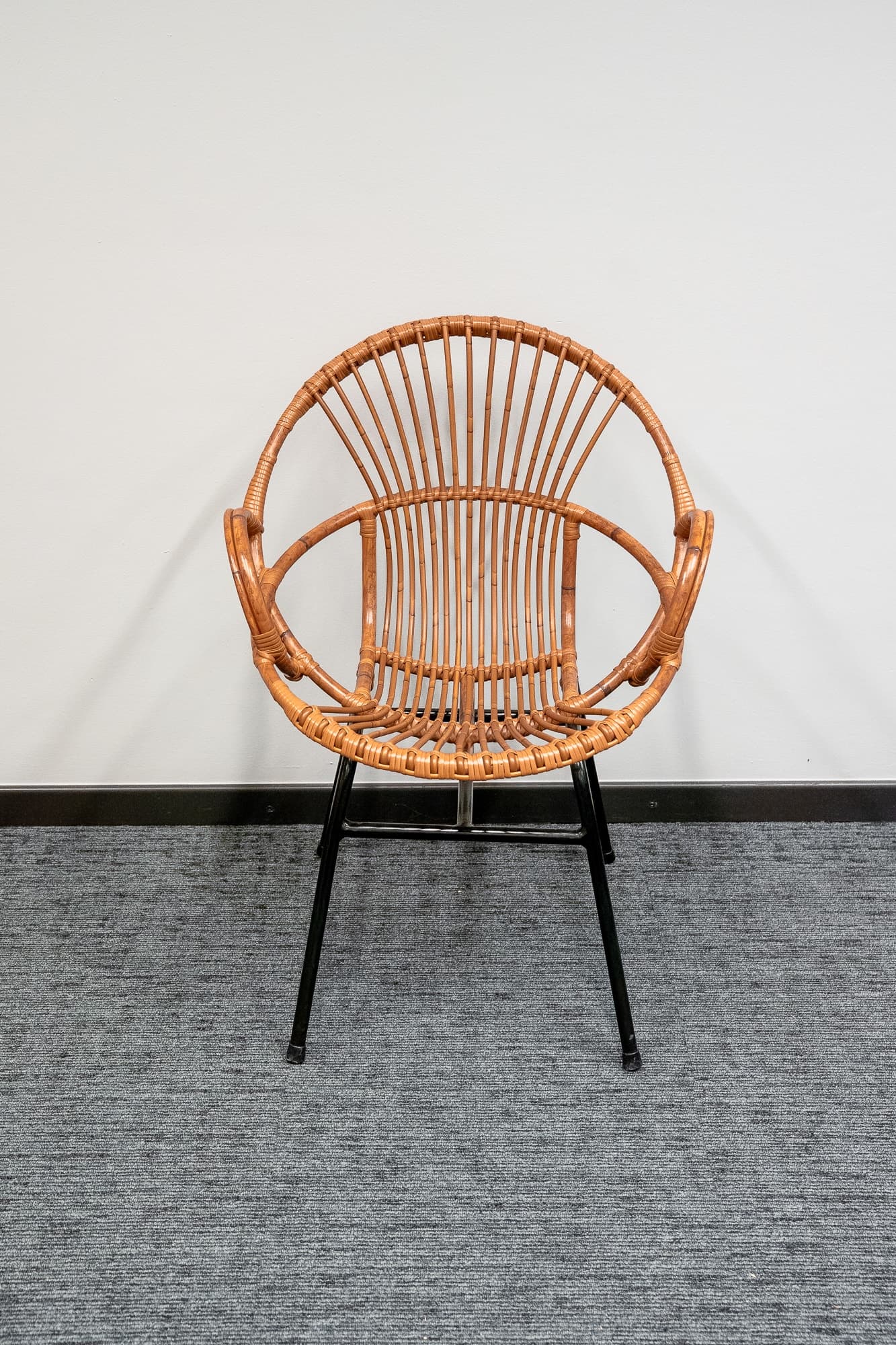 Chaise design en osier Satelliet-2