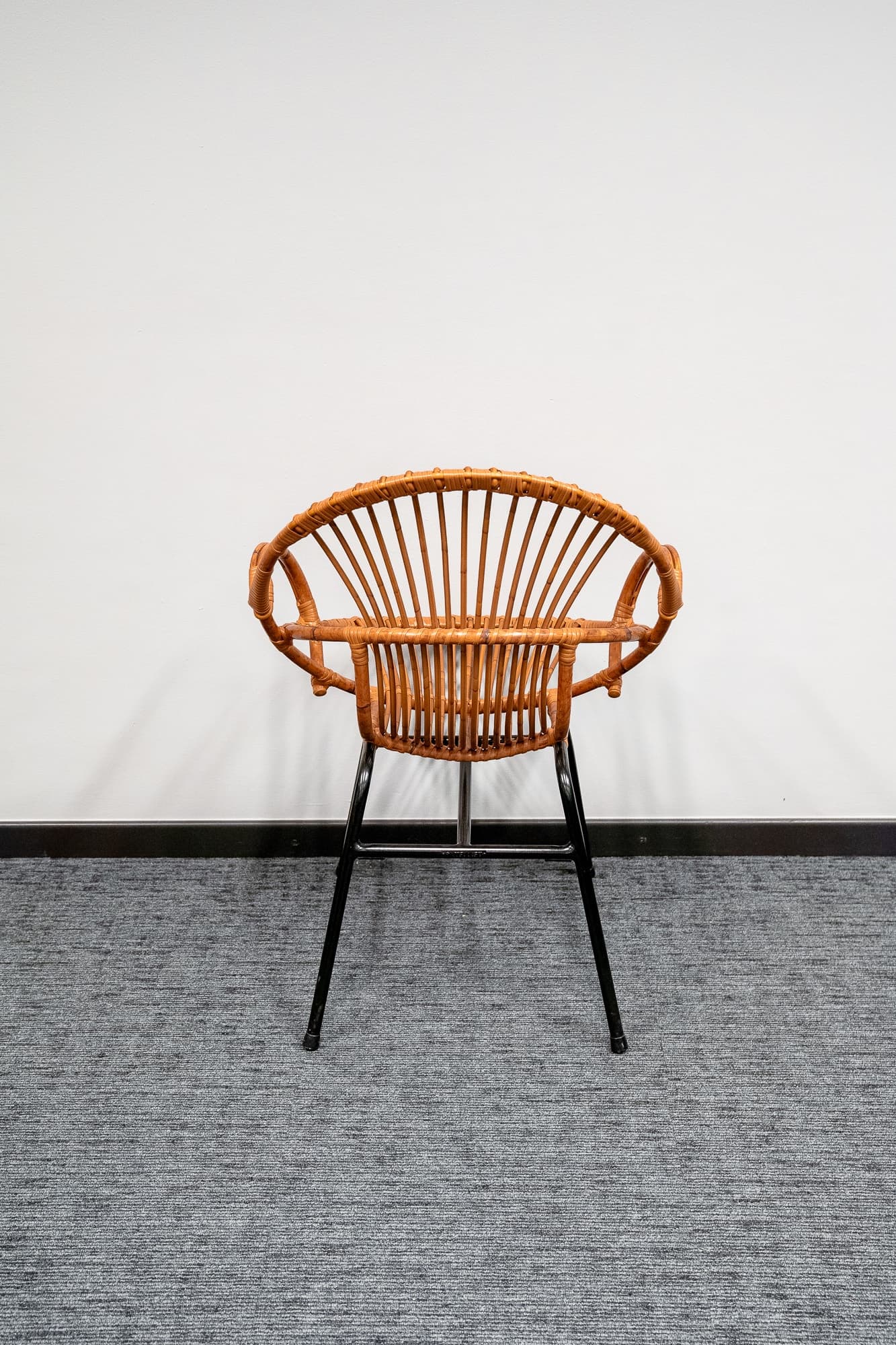 Chaise design en osier Satelliet-3