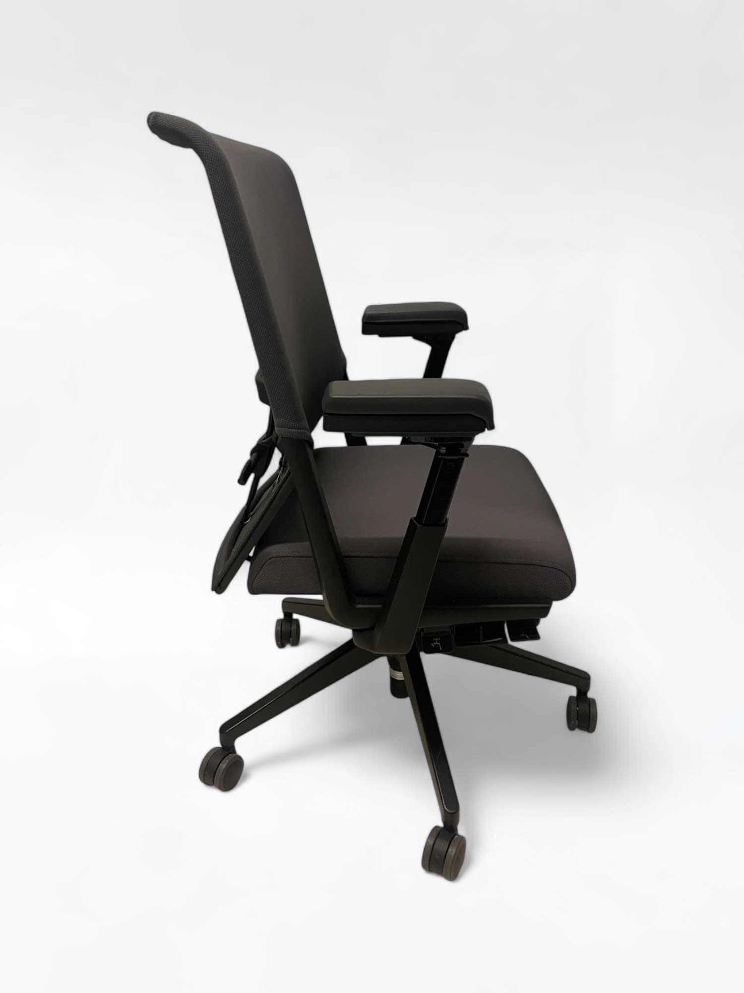 Haworth Black Comforto 59-2