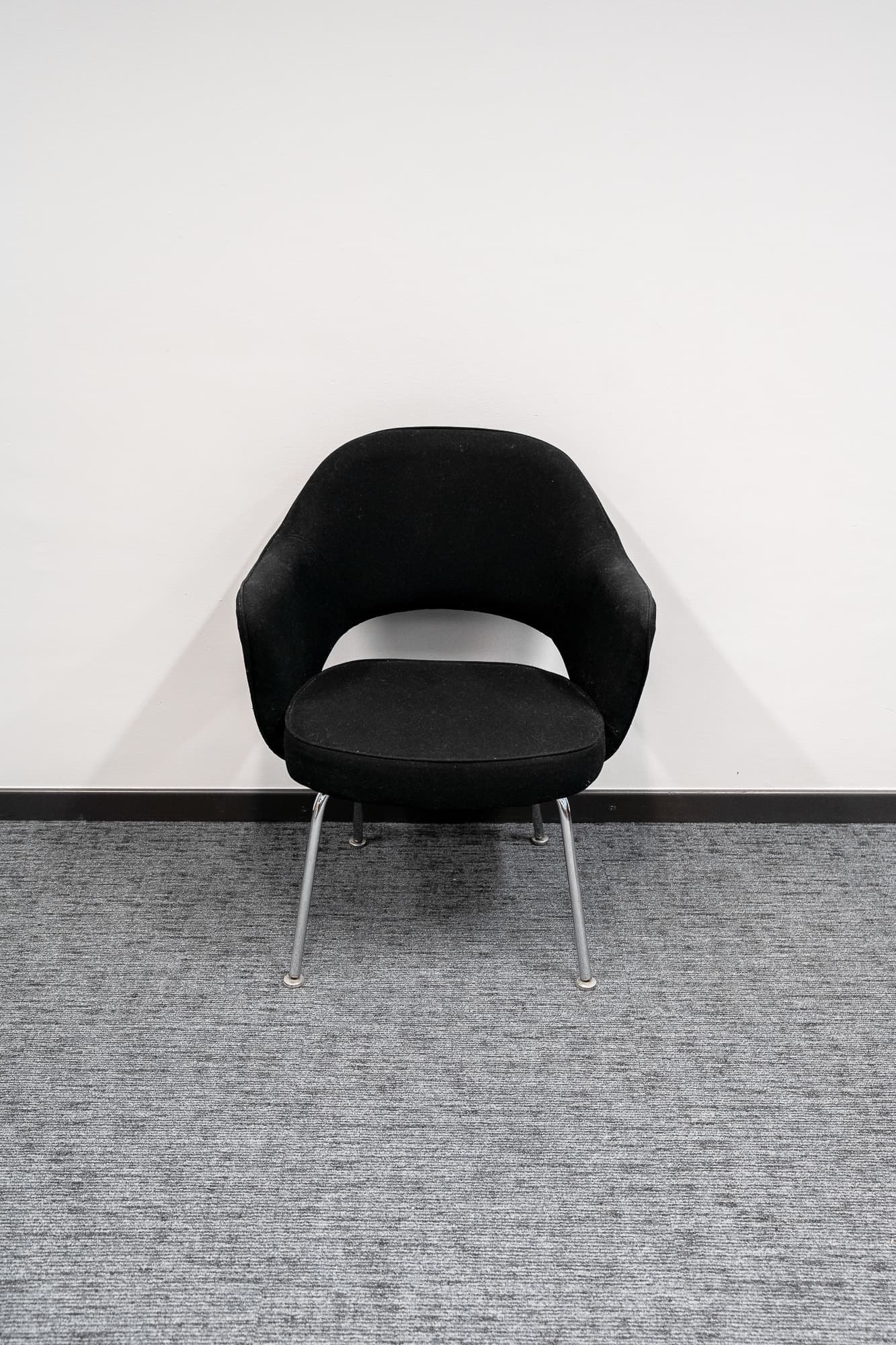 Zwarte stoffen fauteuil-2