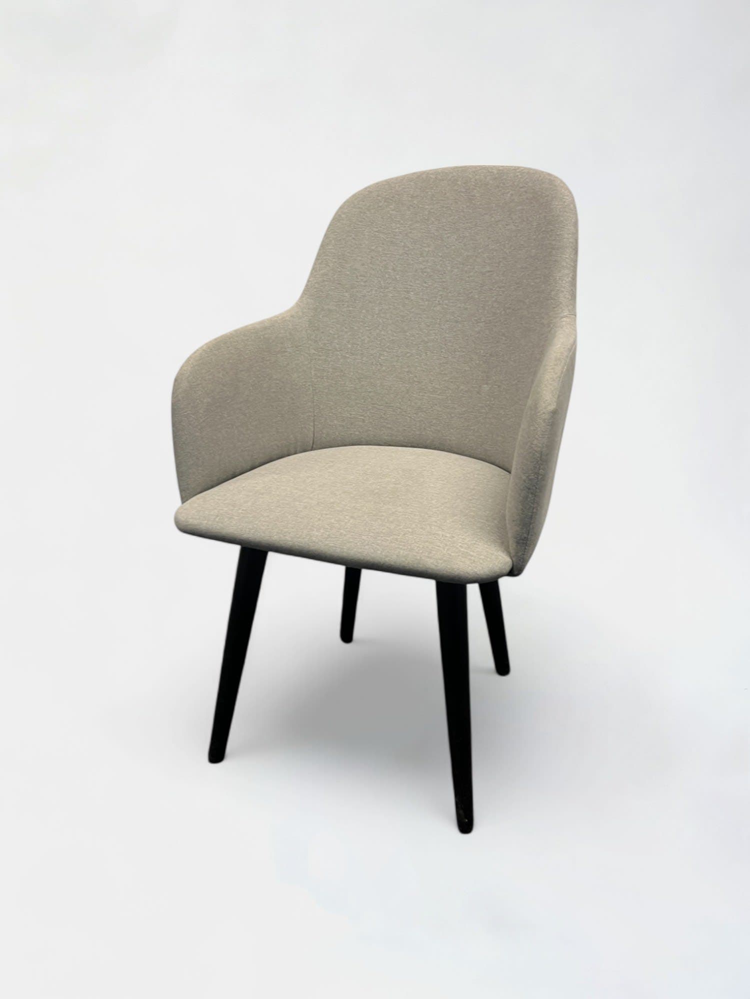 Chaise gris clair sur pieds en bois noir-1