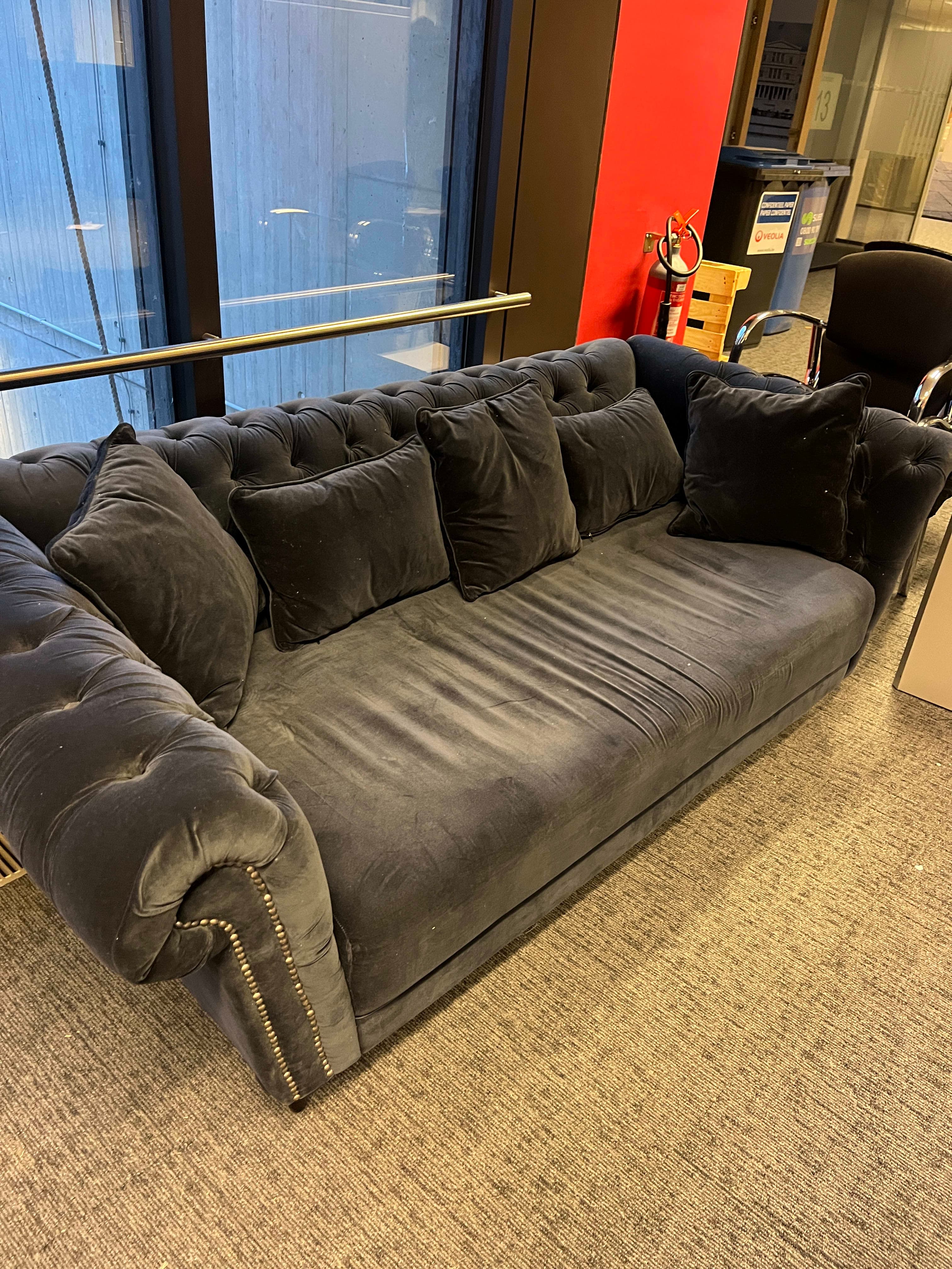 WORN : Blue navy velvet sofa with some damage on the armrest-3