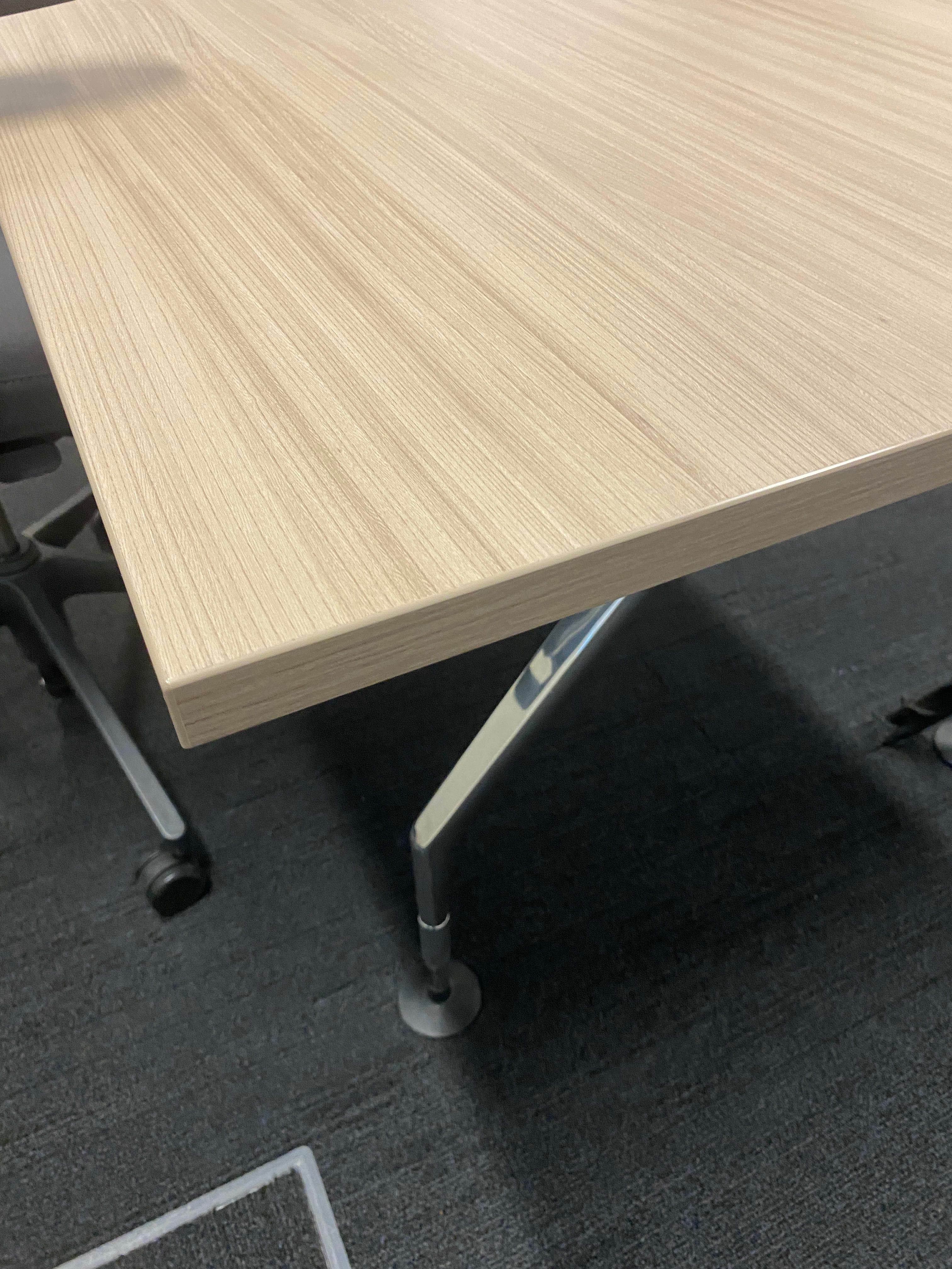 Vitra 200cm gelamineerd houten bureau op verchroomde poten-1