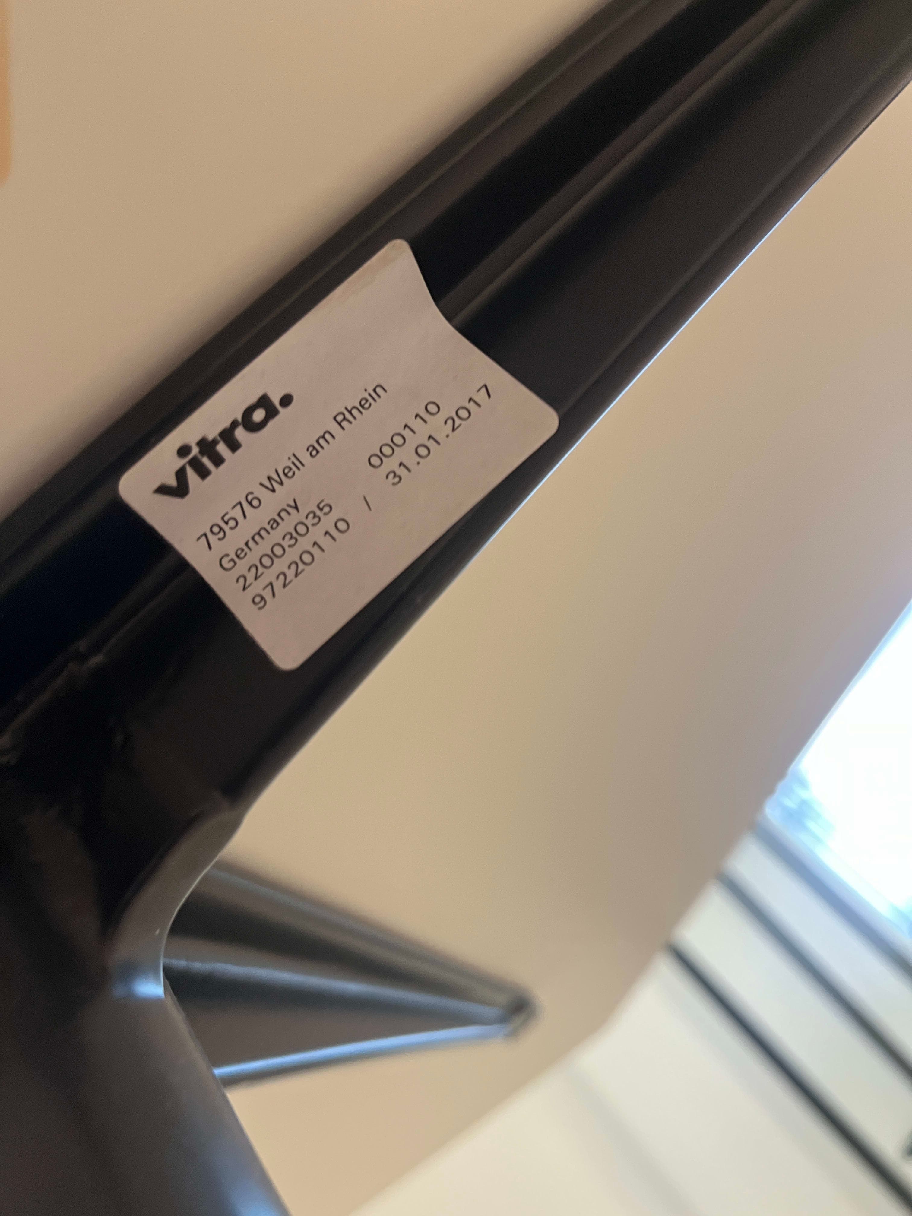 Vitra Eames 75cm White Contract Table Square-2