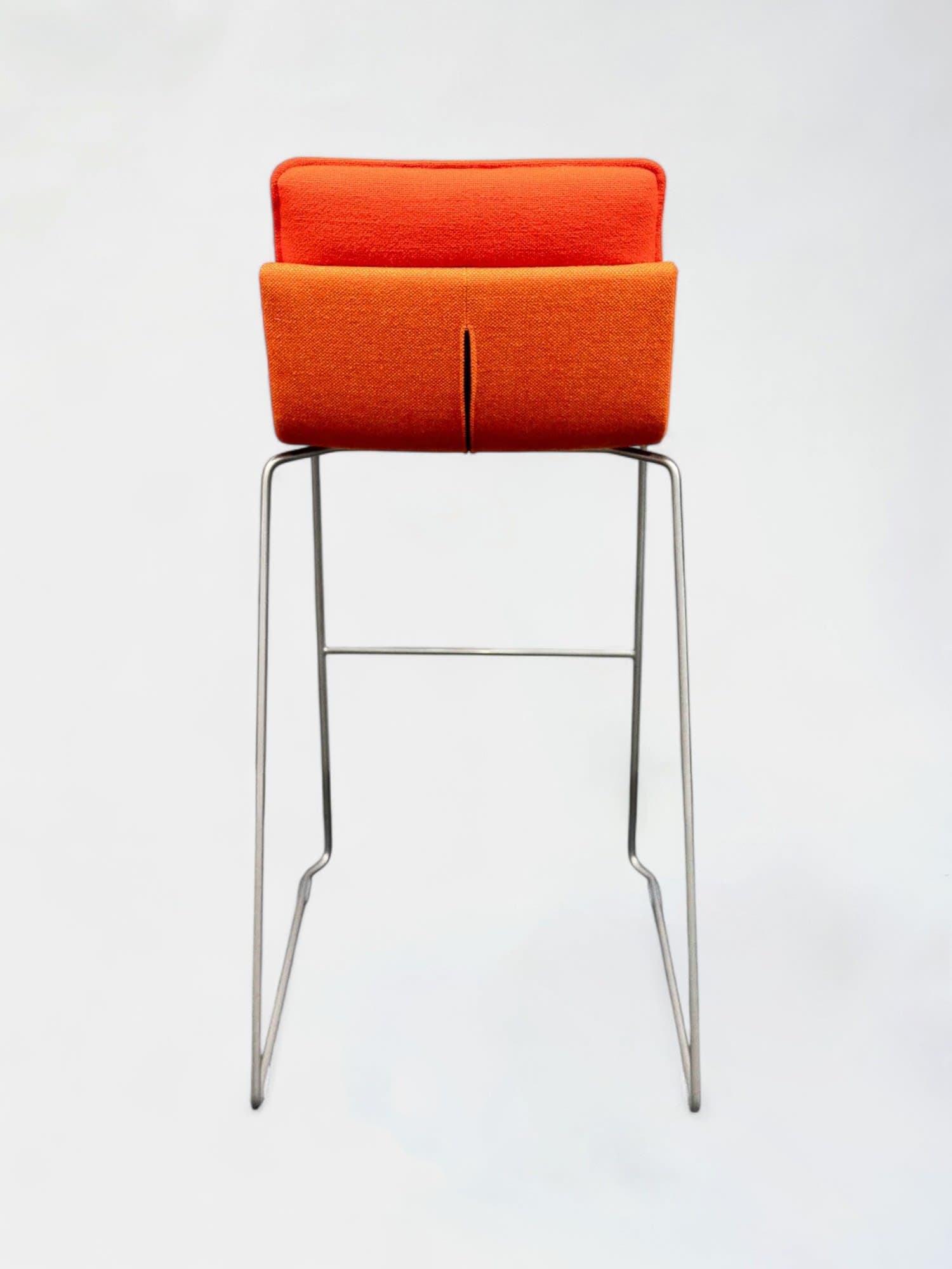 Gispen oranje stoffen hoge kruk-3