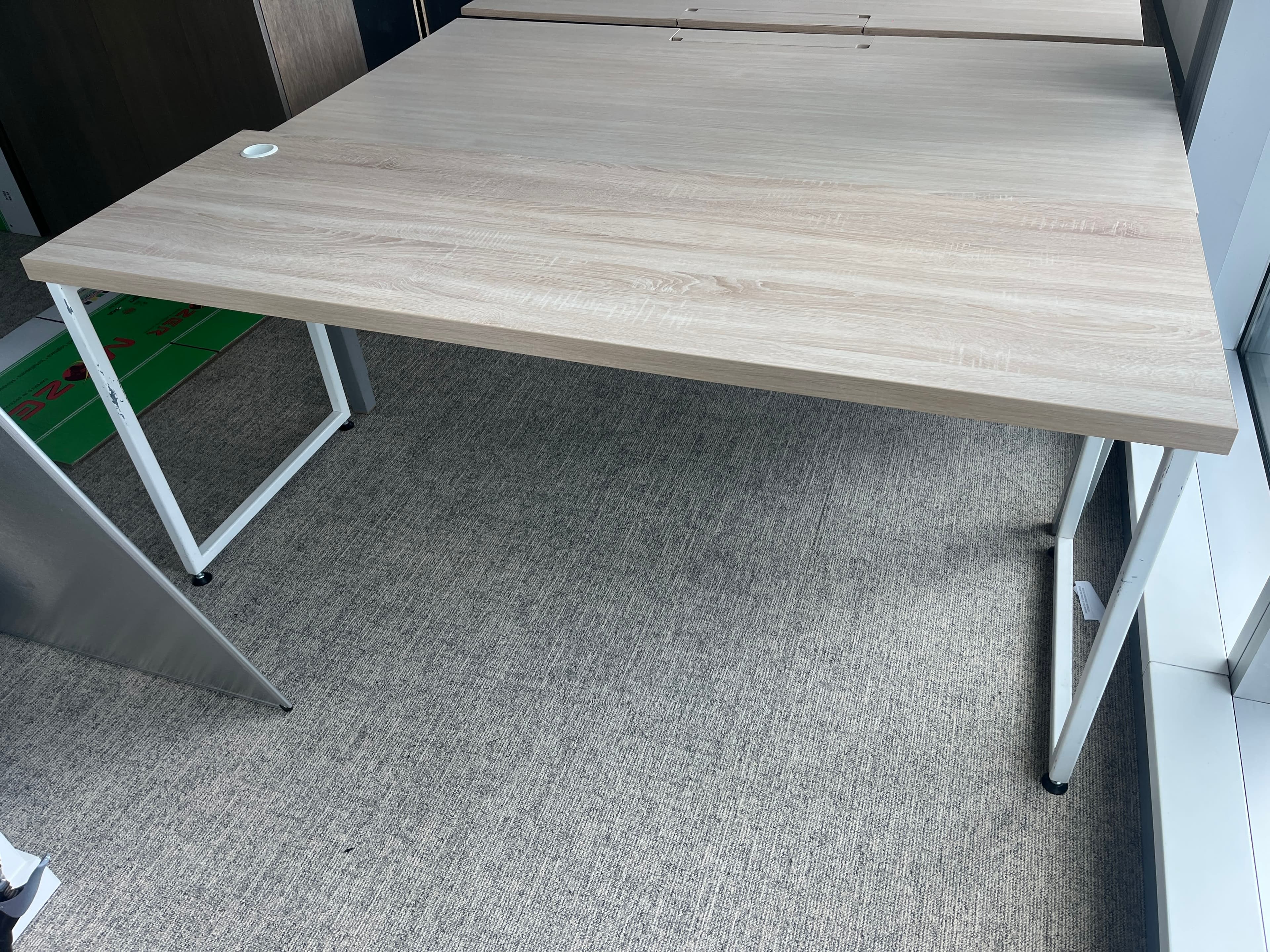 180cm laminate desk with top access and white legs-3