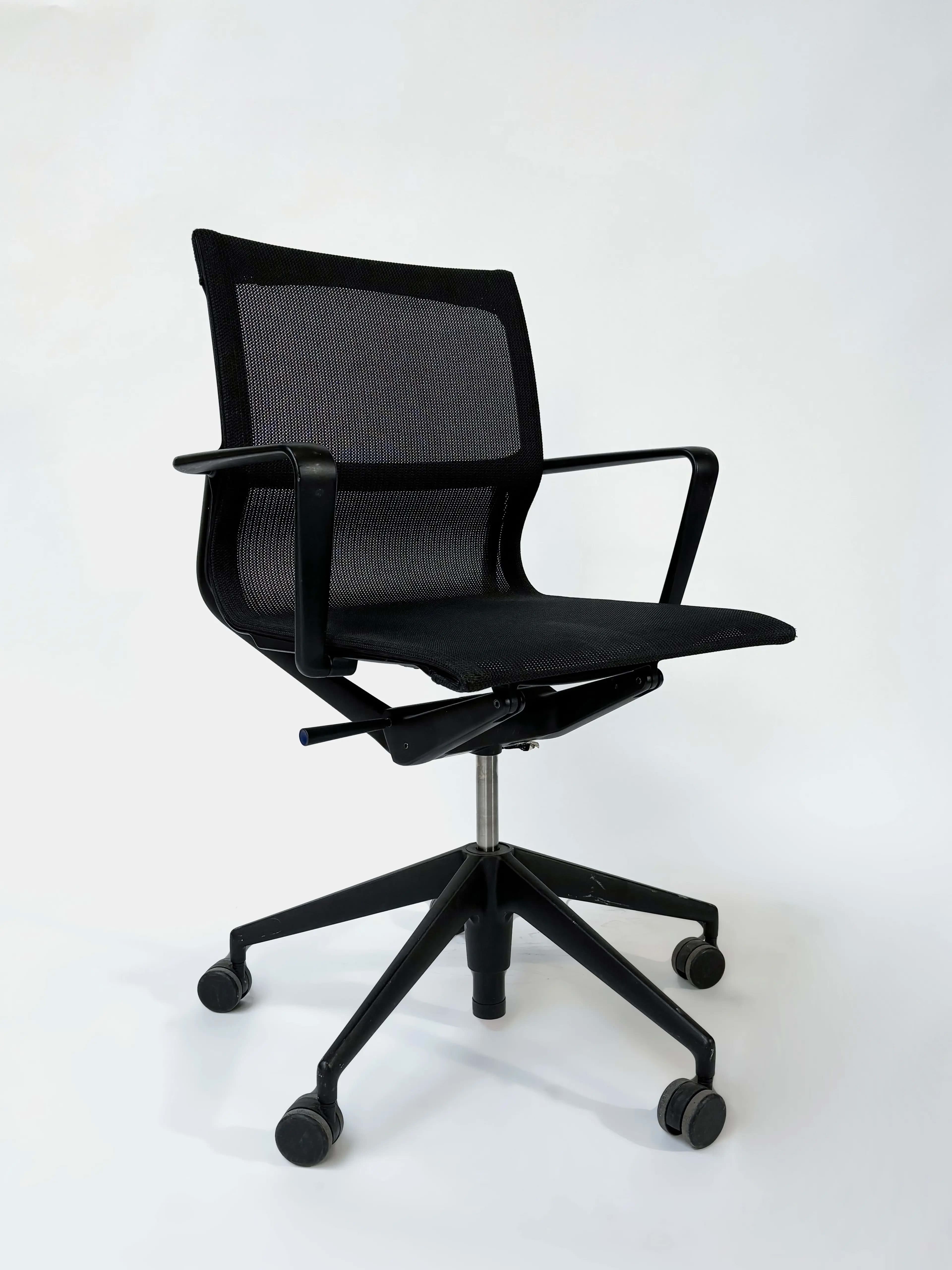 VITRA Physix adjustable black mesh office chair on wheels-0