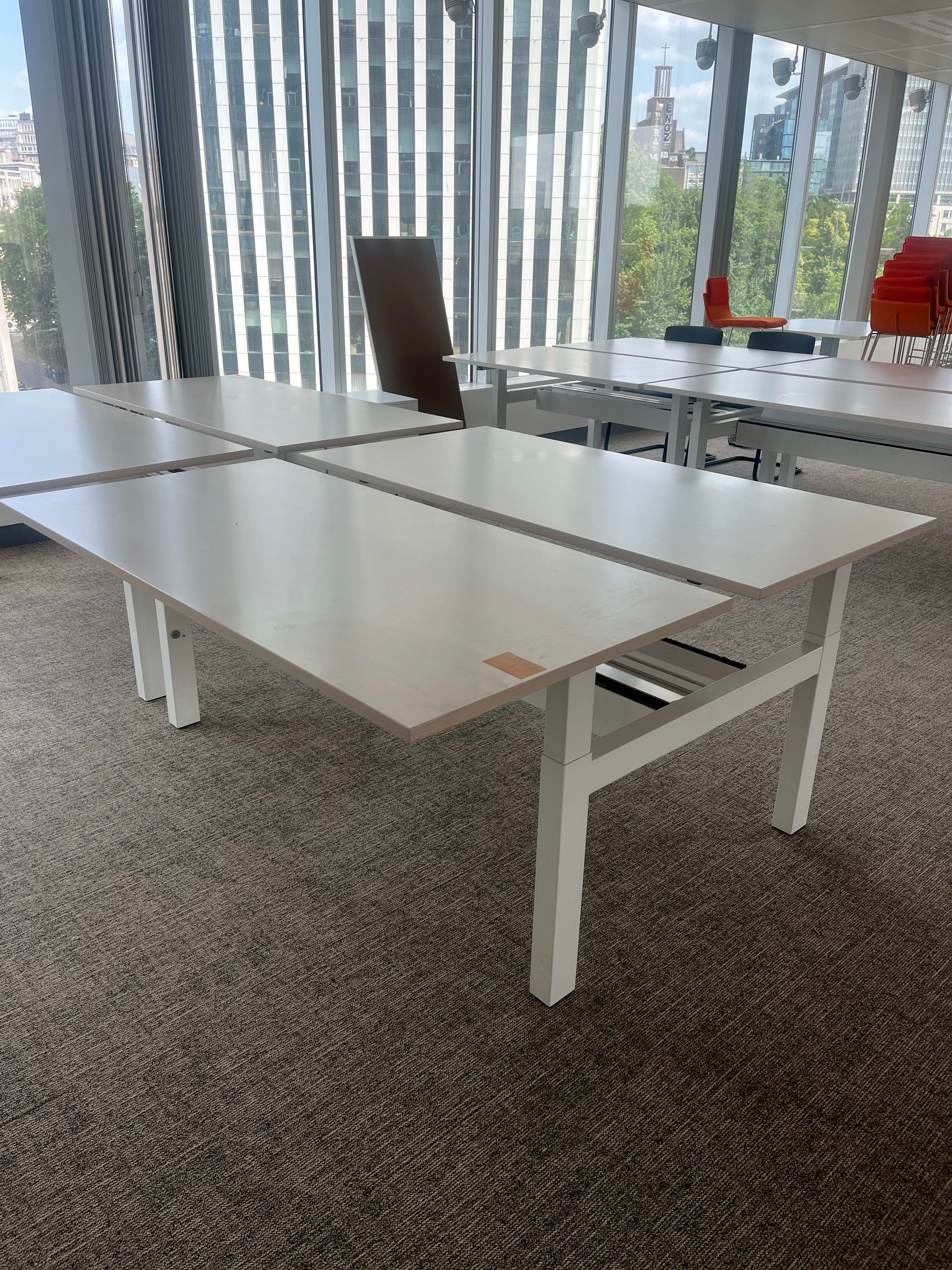 Bureau Markant duo 140x 140cm-2