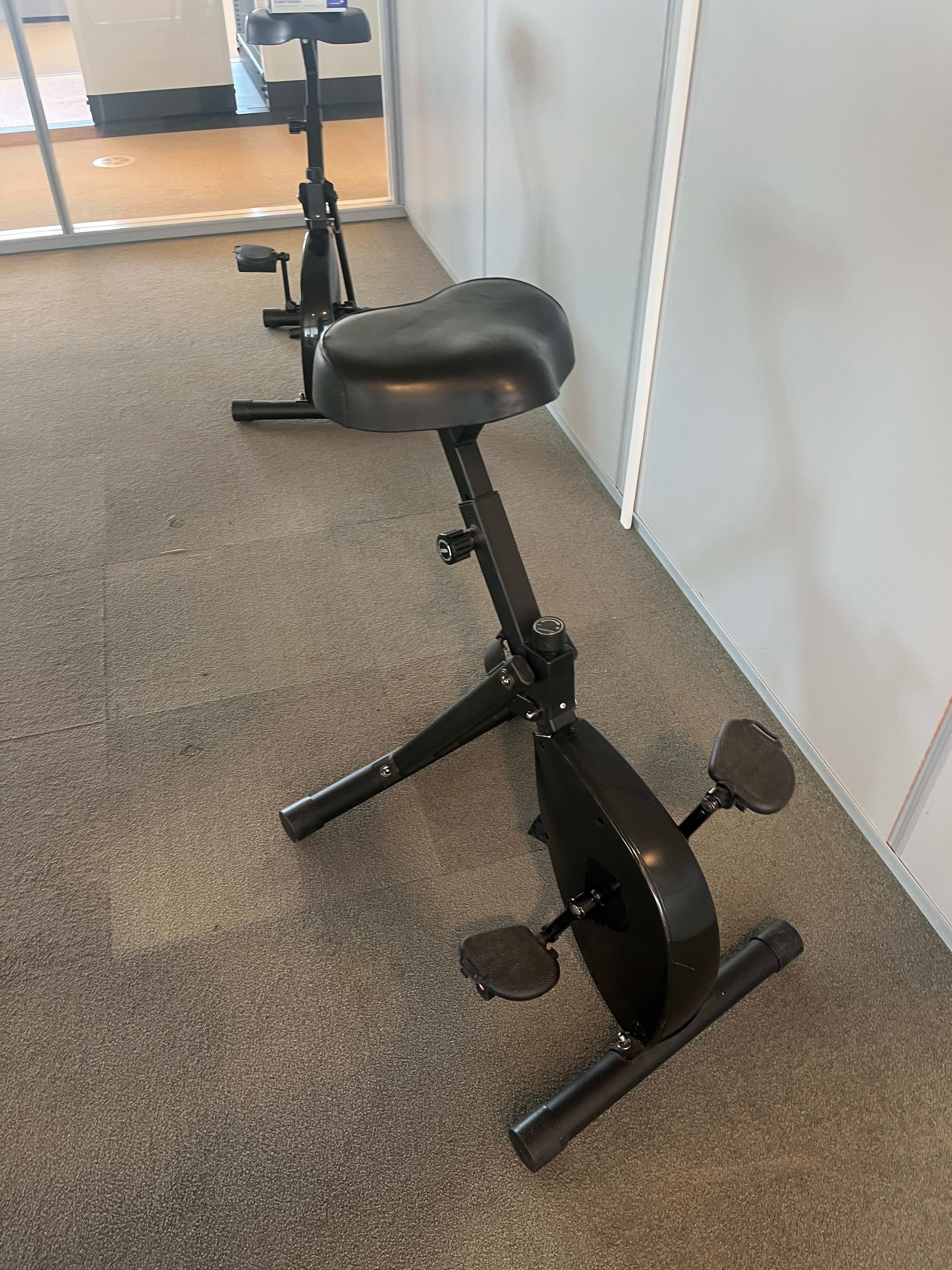 Pupitre à vélo noir-3