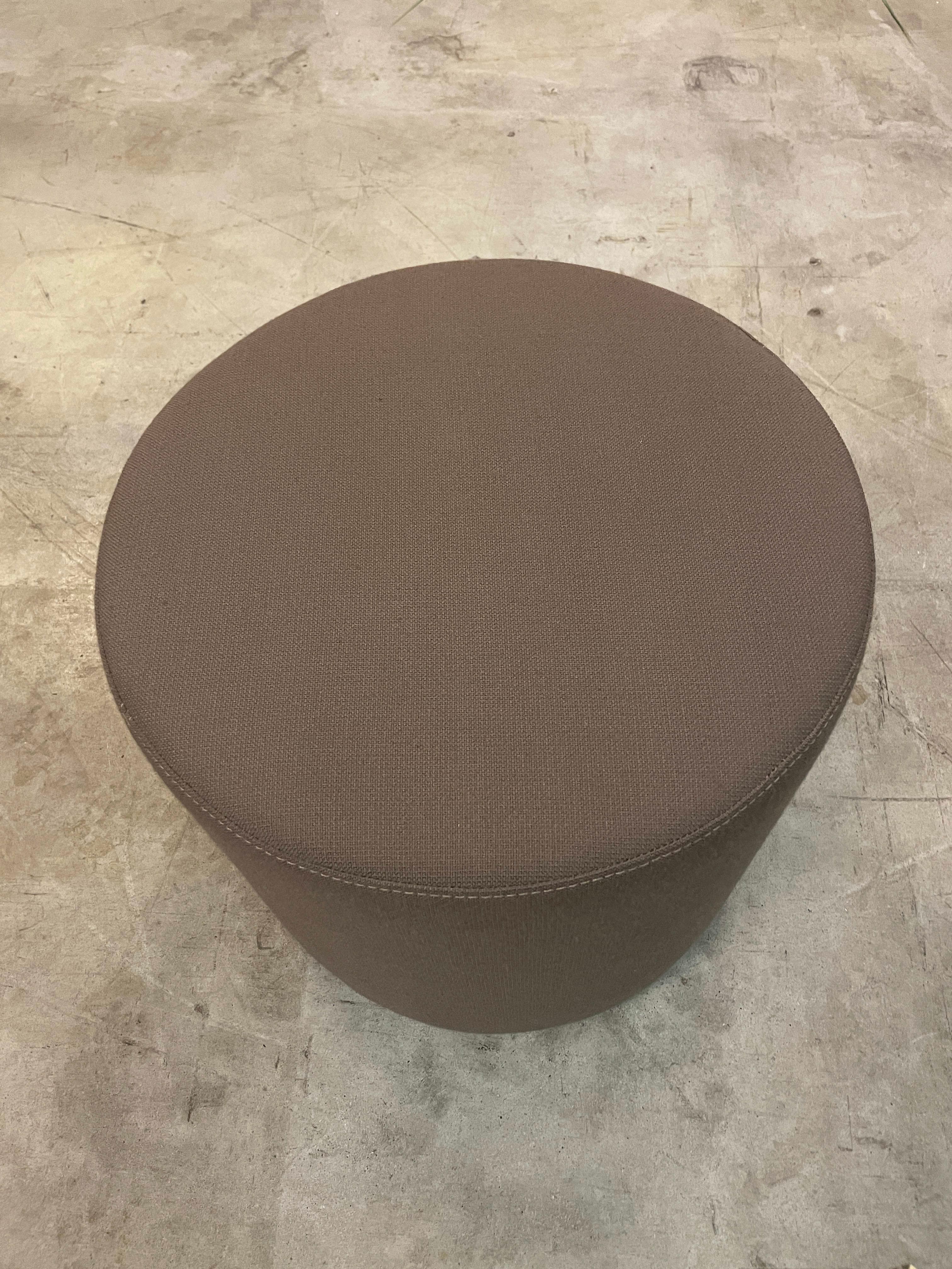 Taupe ronde poef-2