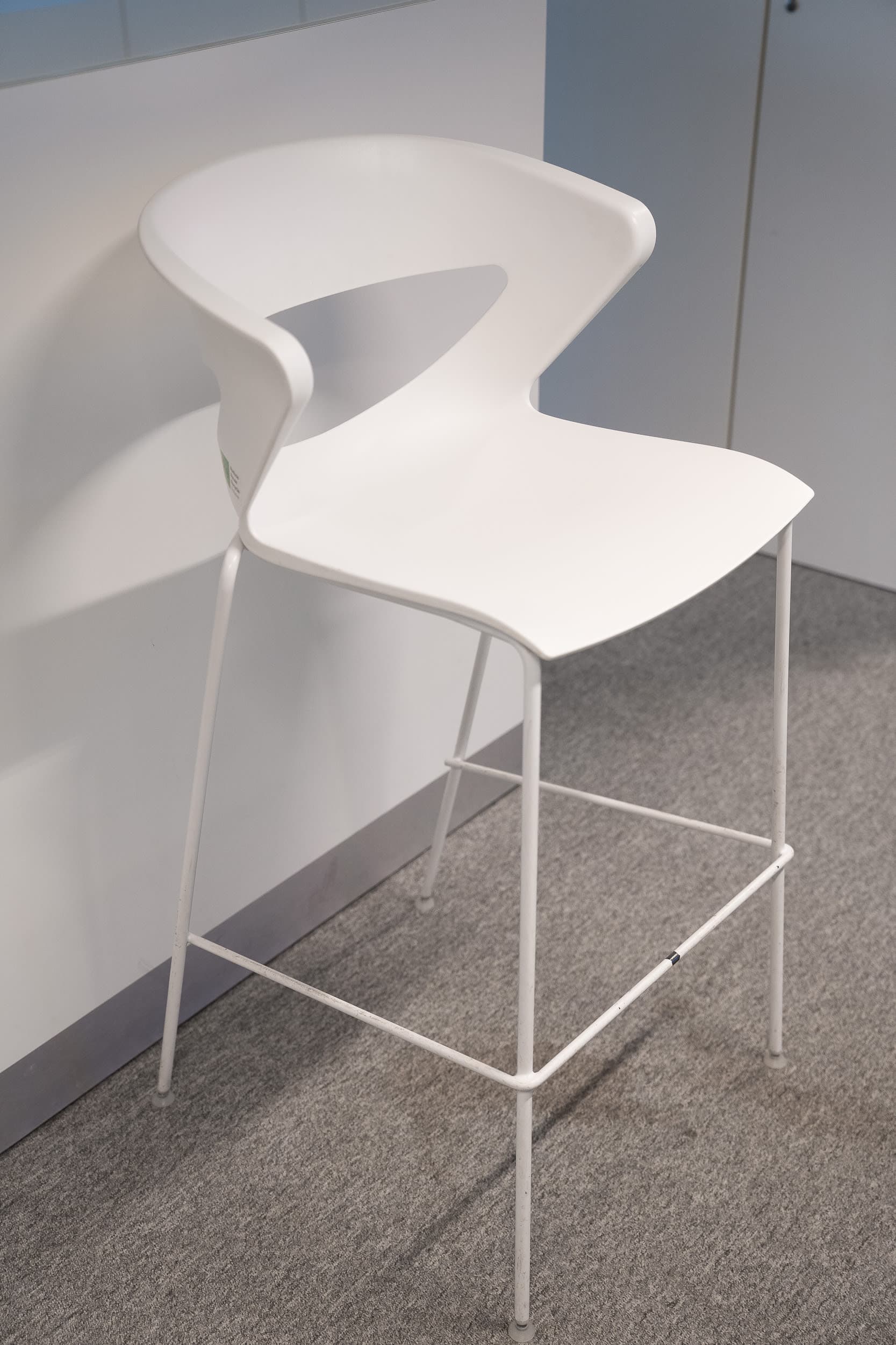 KICCA White Plastic Bar Stool with Integrated Backrest and Sleek Modern Design