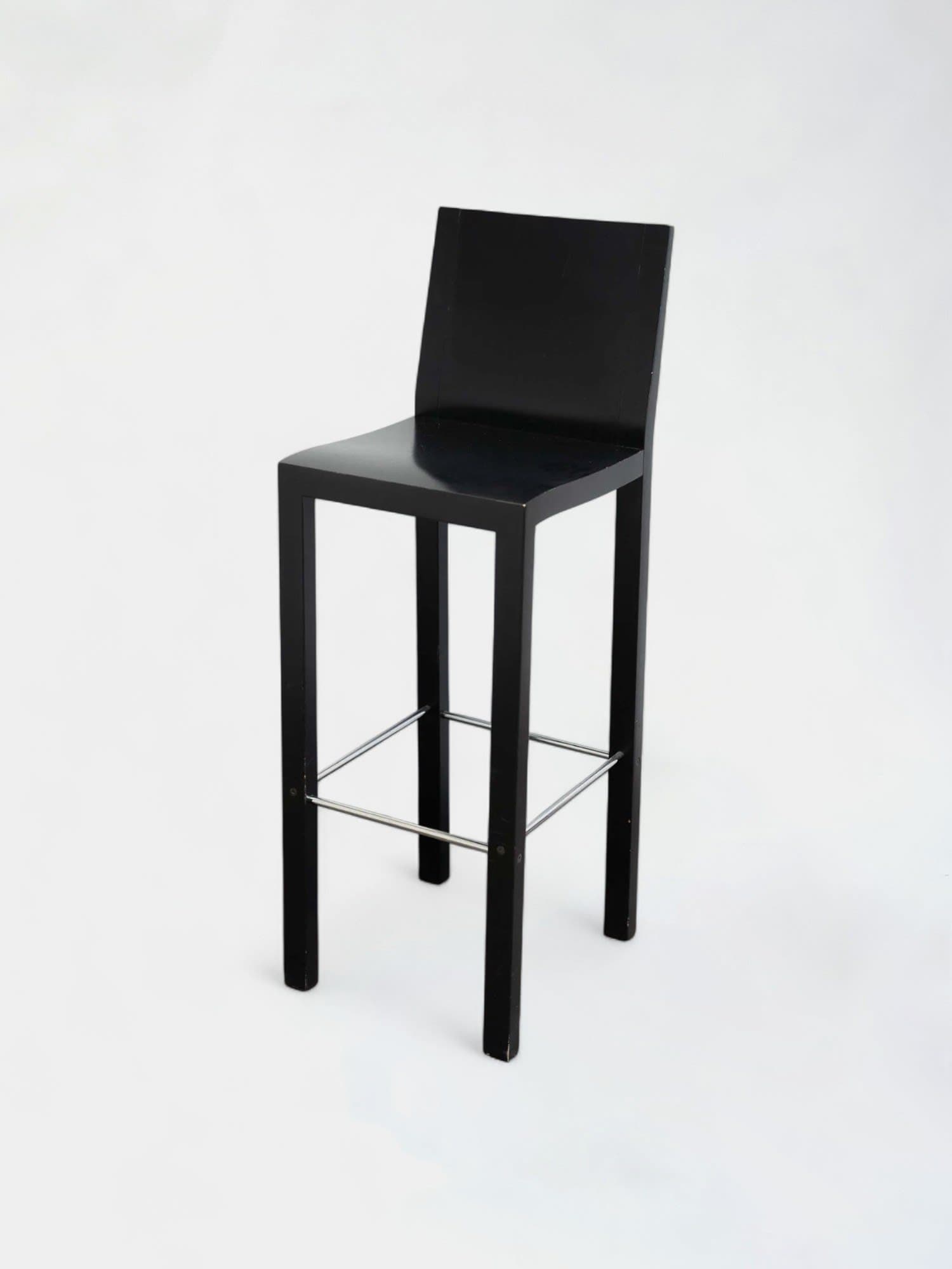 Dietiker zwarte houten kinderstoelen met metalen voetsteunen-1