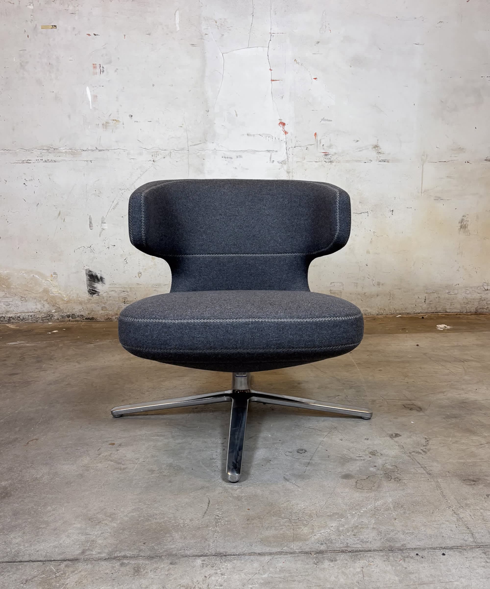 Vitra Petit Repos Lounge Chair-1