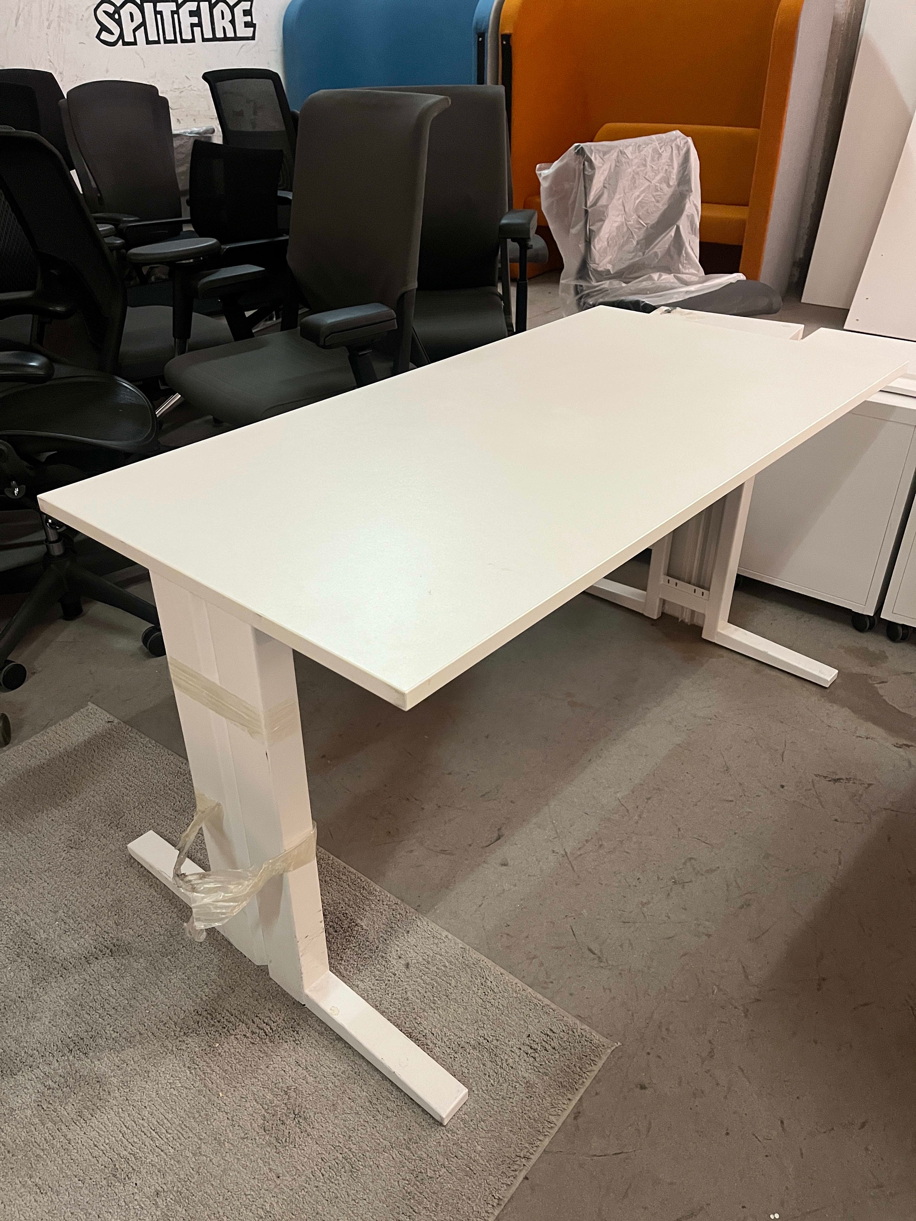 140cm white desk-1
