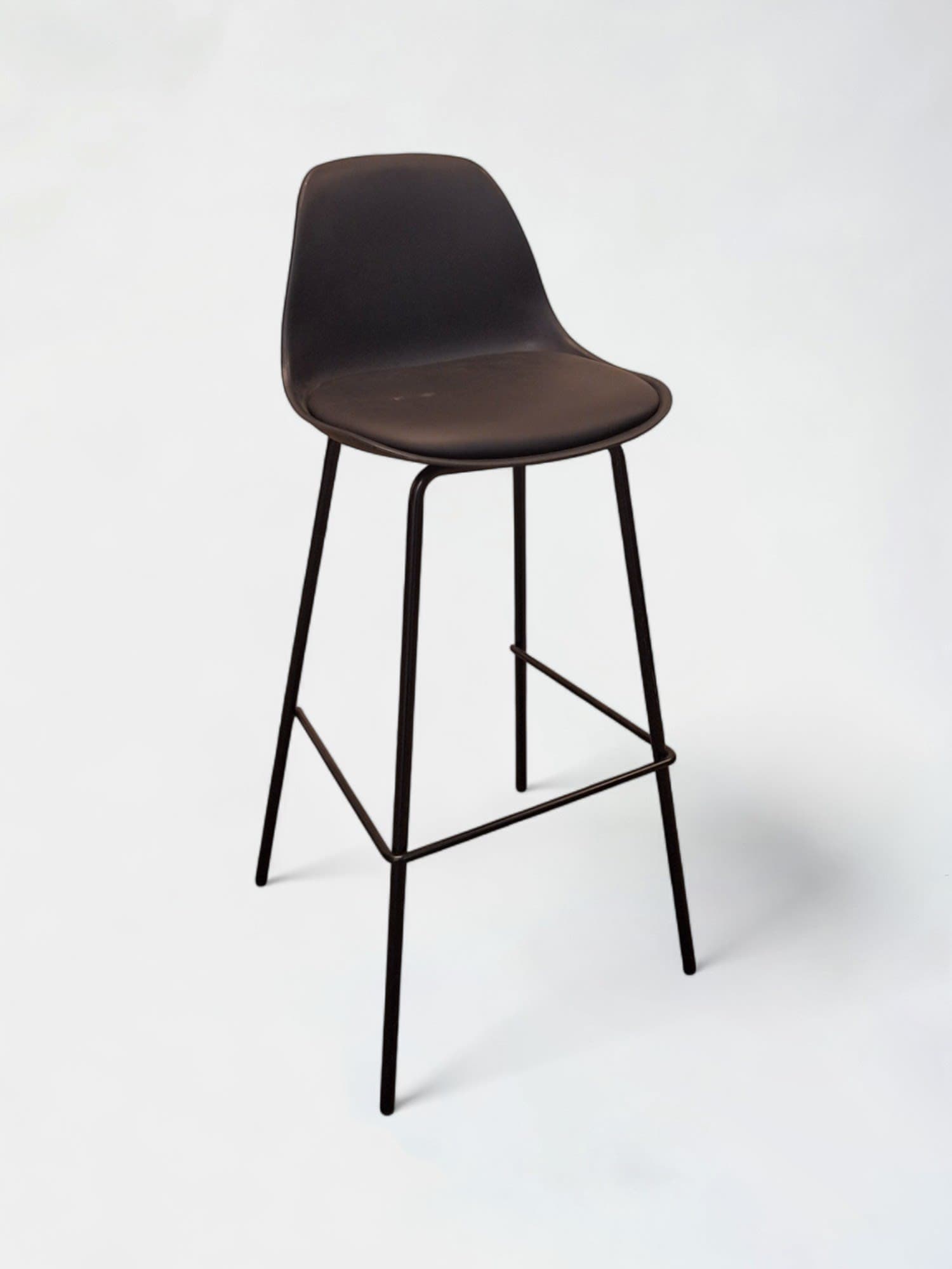 Chaise haute noire avec assise en cuir-0