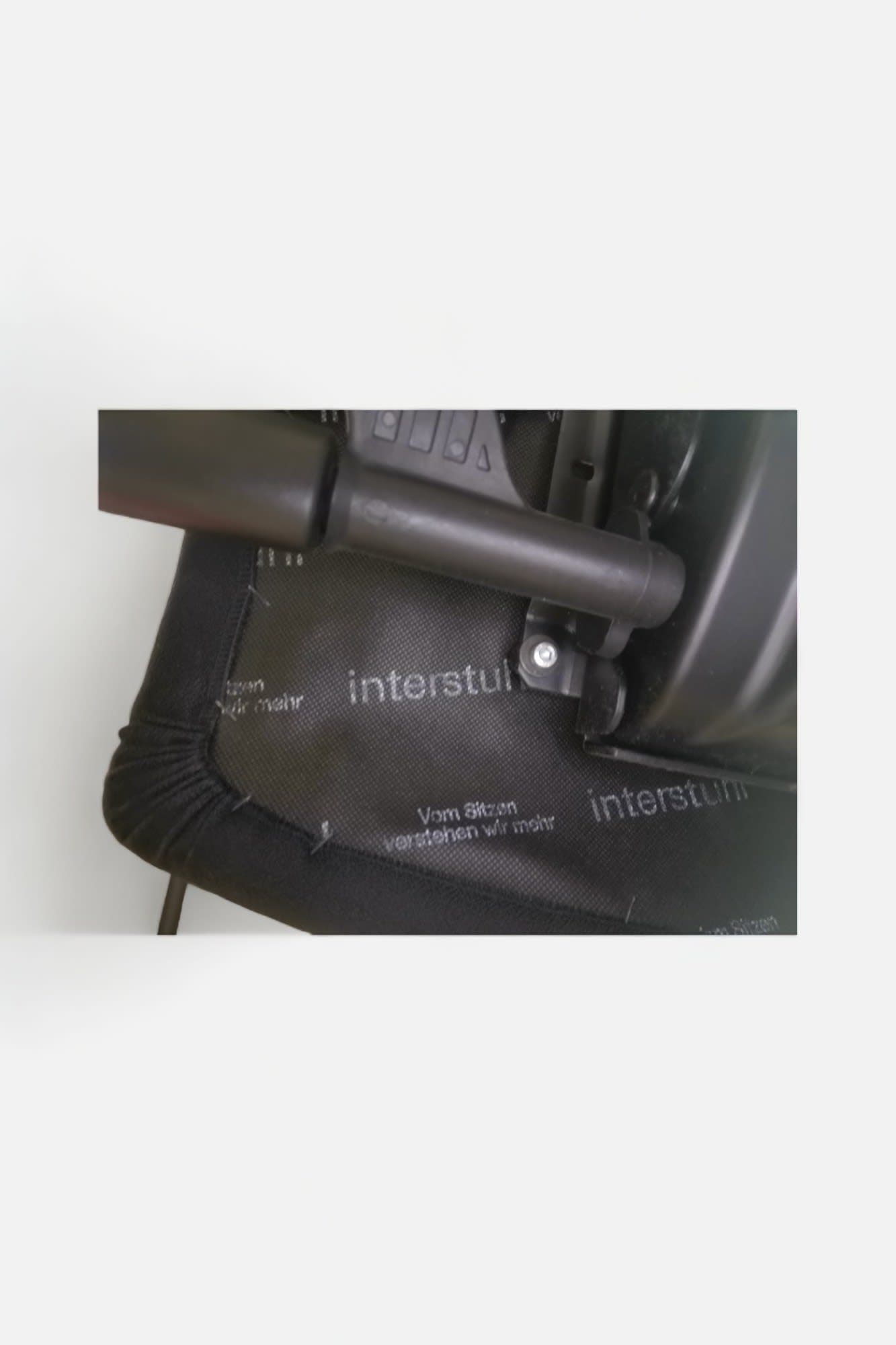 Intersthul Chaise de bureau sur roulettes NOIRE réglable-7