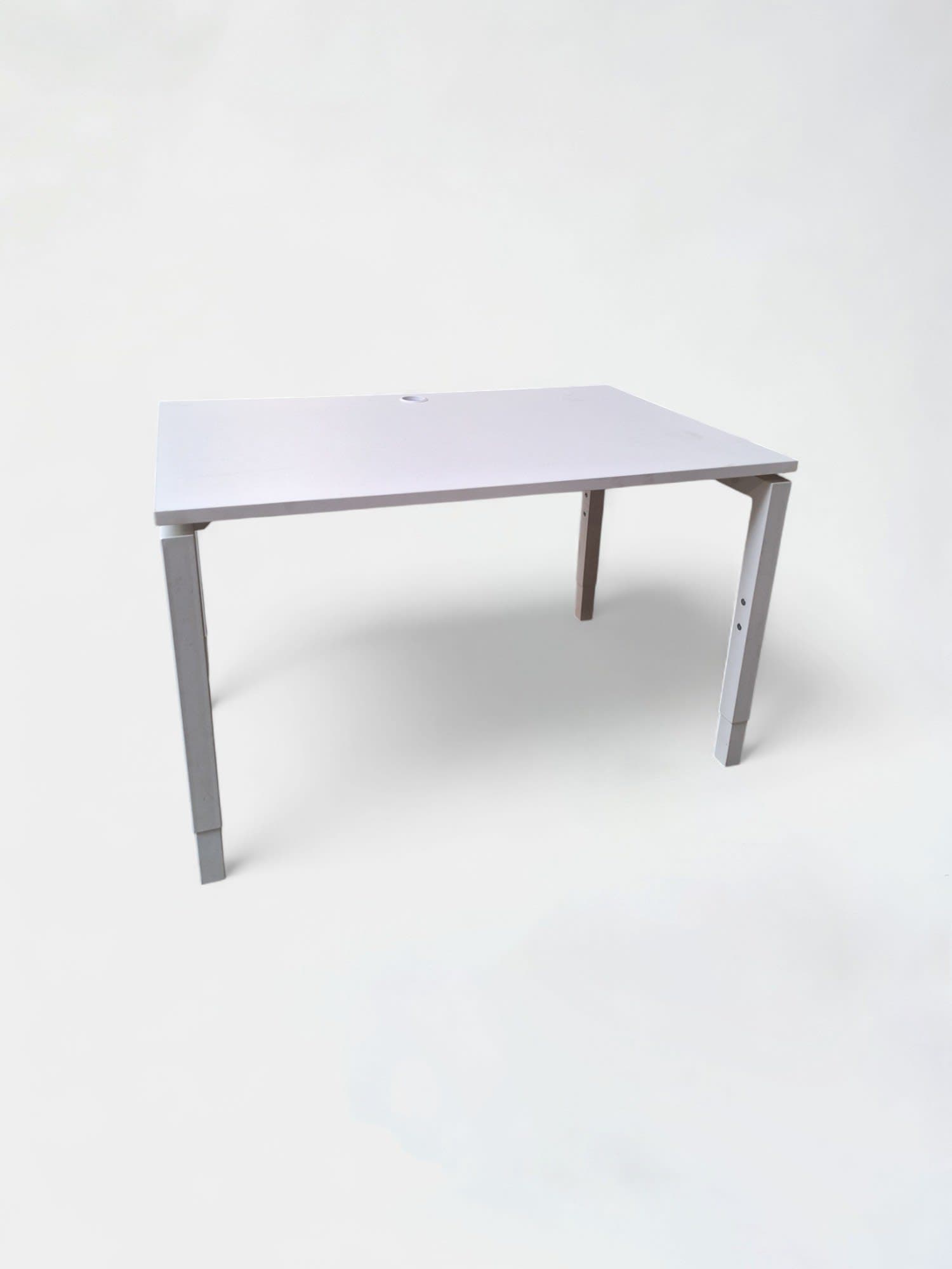 120cm White desk with adjustable white legs and top access
