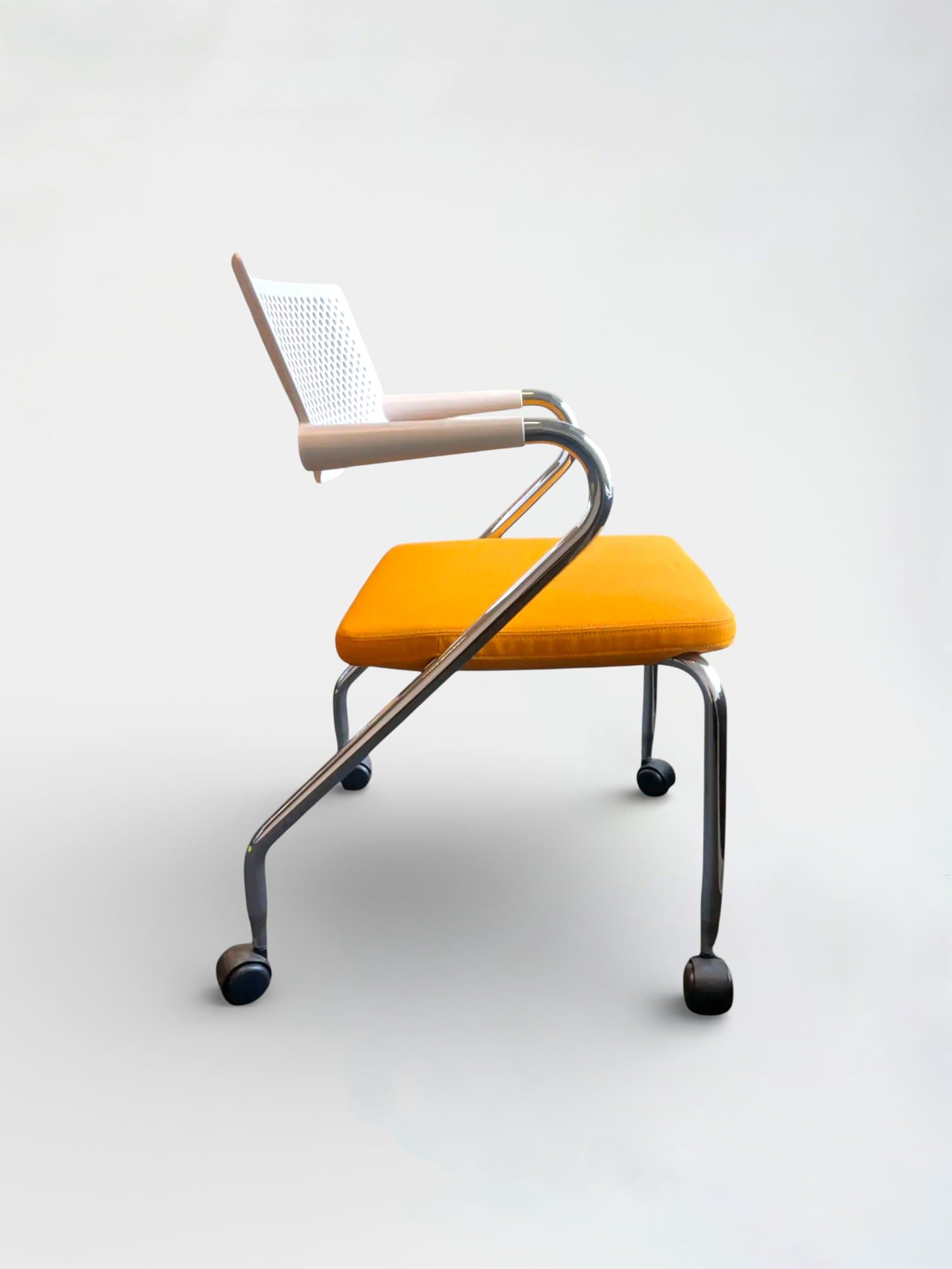WORN: Vitra Visaroll 2 meeting chair on wheels, showing stains and wear-1