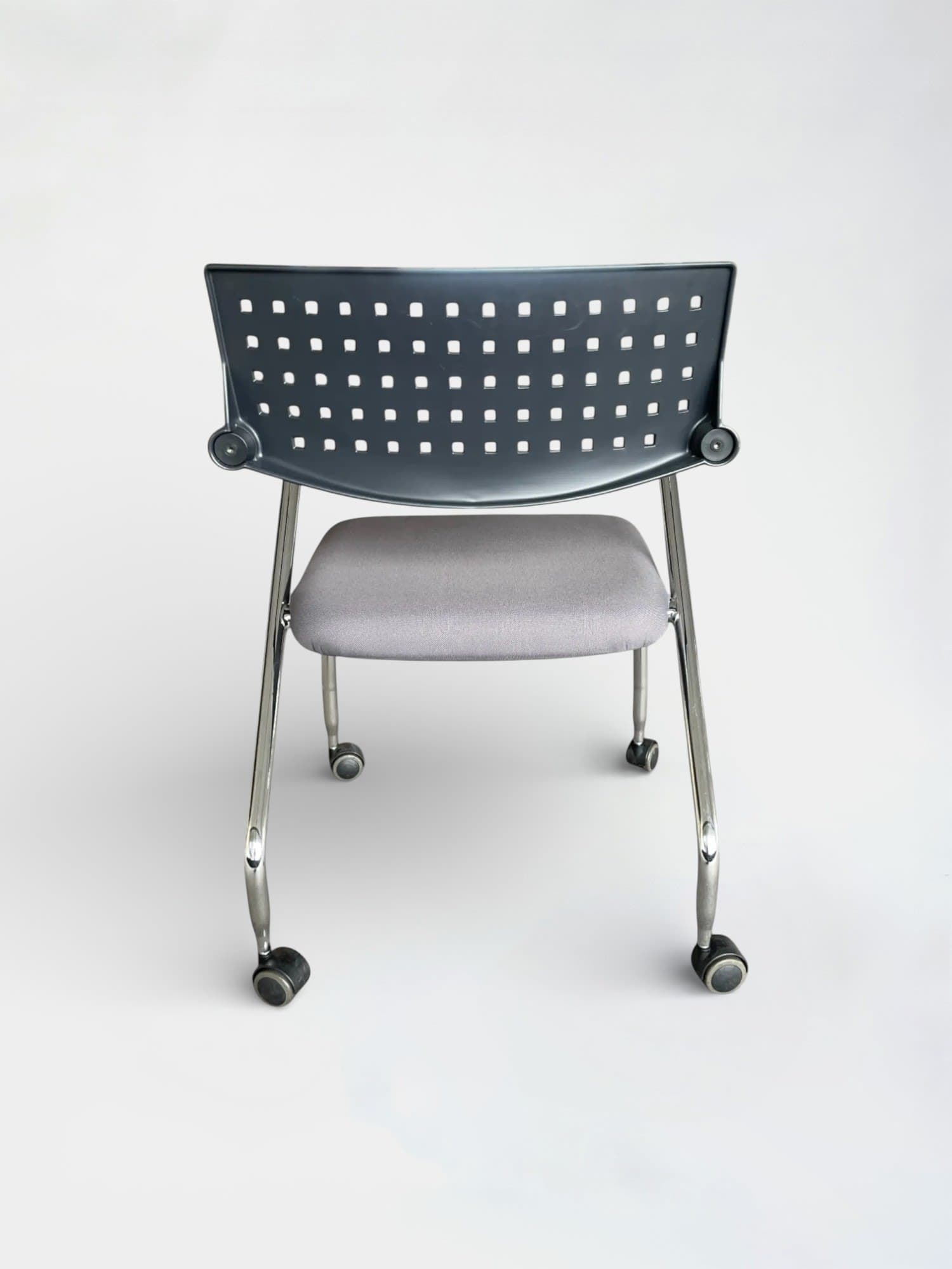 Vitra Visaroll dark grey with Black back design Antonio Citterio-2