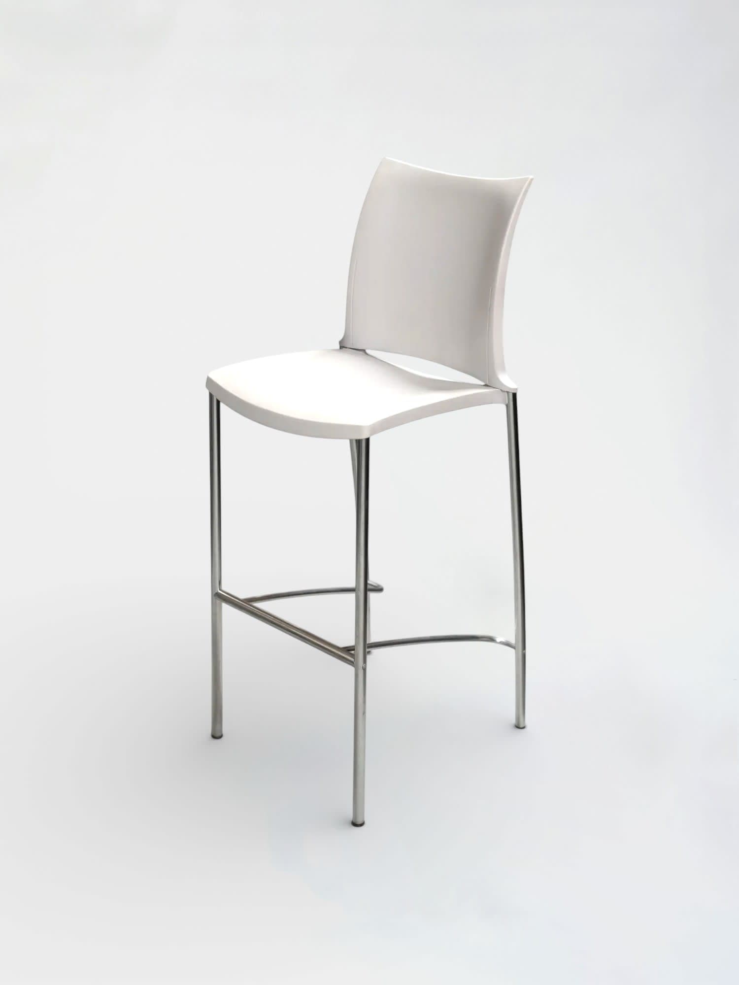 Kusch+Co Witte hoge barstoel met verchroomd frame en voetensteun-3