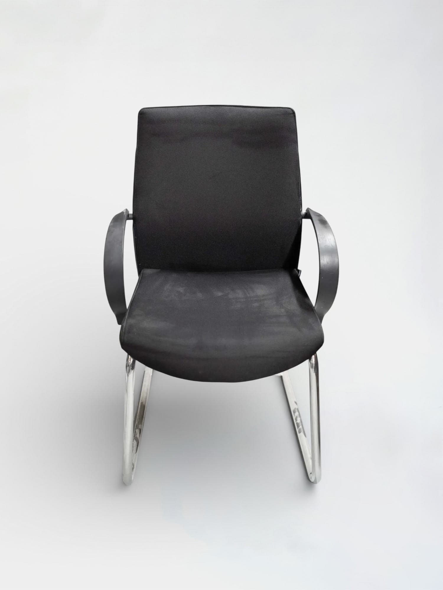 Drabert Chaise à coussin noir sur pieds en acier-1