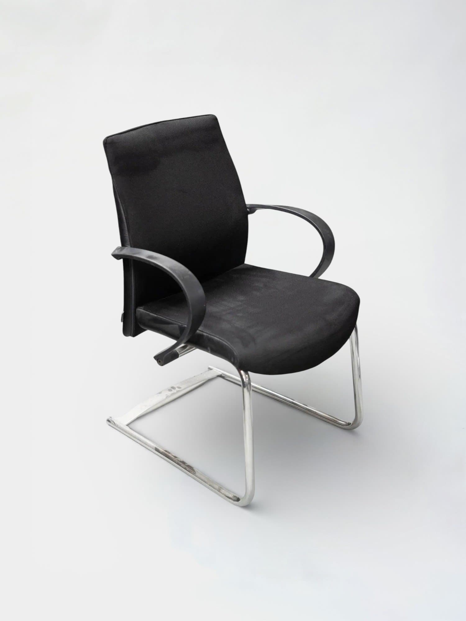 Drabert Chaise à coussin noir sur pieds en acier