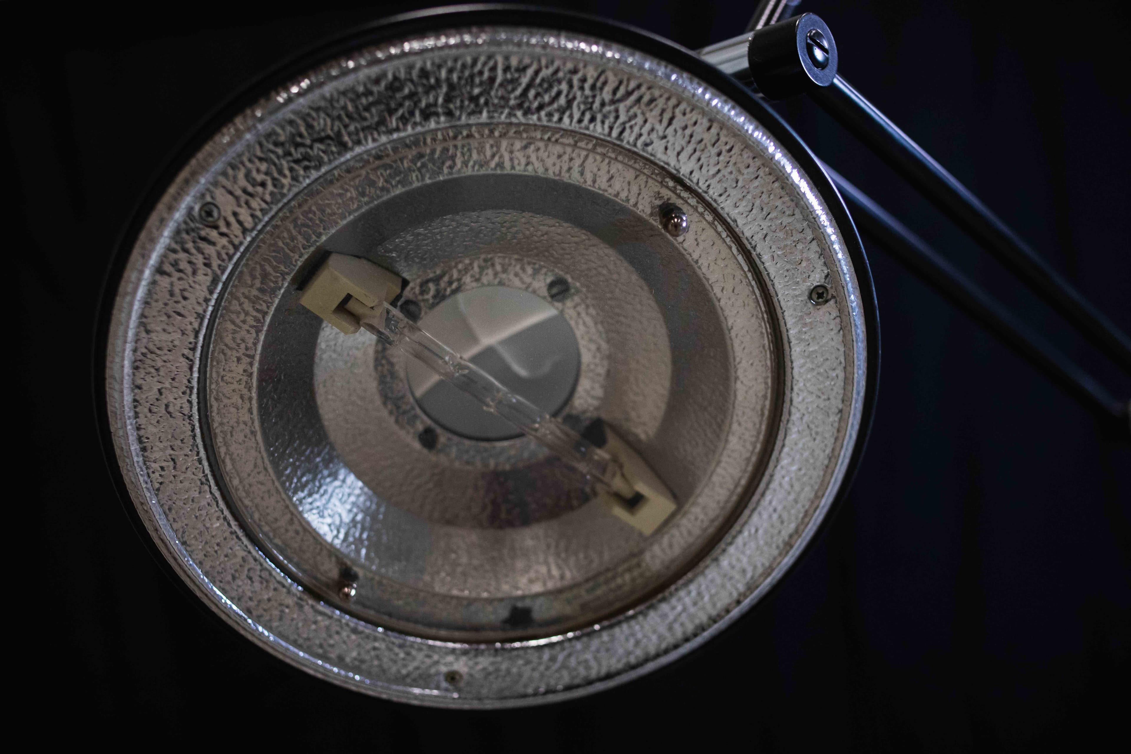 VINTAGE standing Light-1