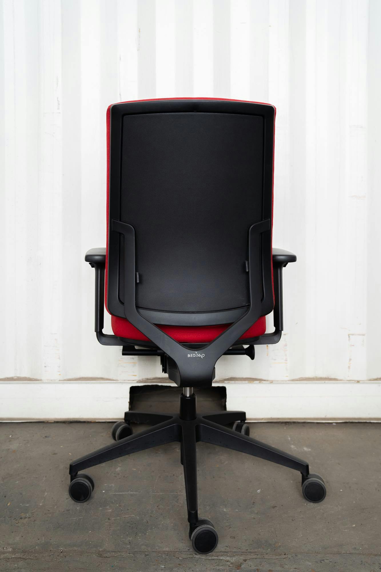 Chaise de bureau rouge Osmoz  - Qualité de seconde main "Chaises de bureau à roulettes" - Relieve Furniture - 4