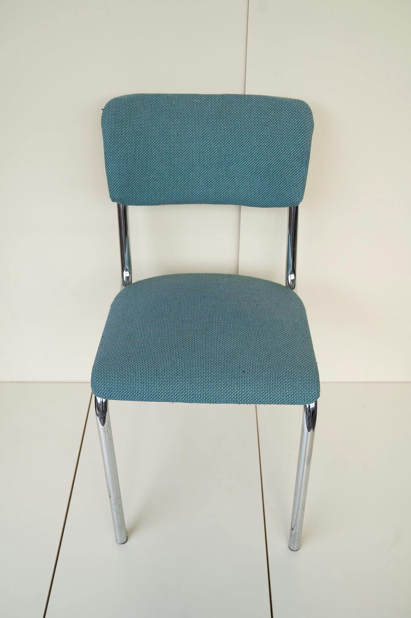 Chaise verte pieds en alu vintage - Tweedehands kwaliteit "Stoelen" - Relieve Furniture - 1
