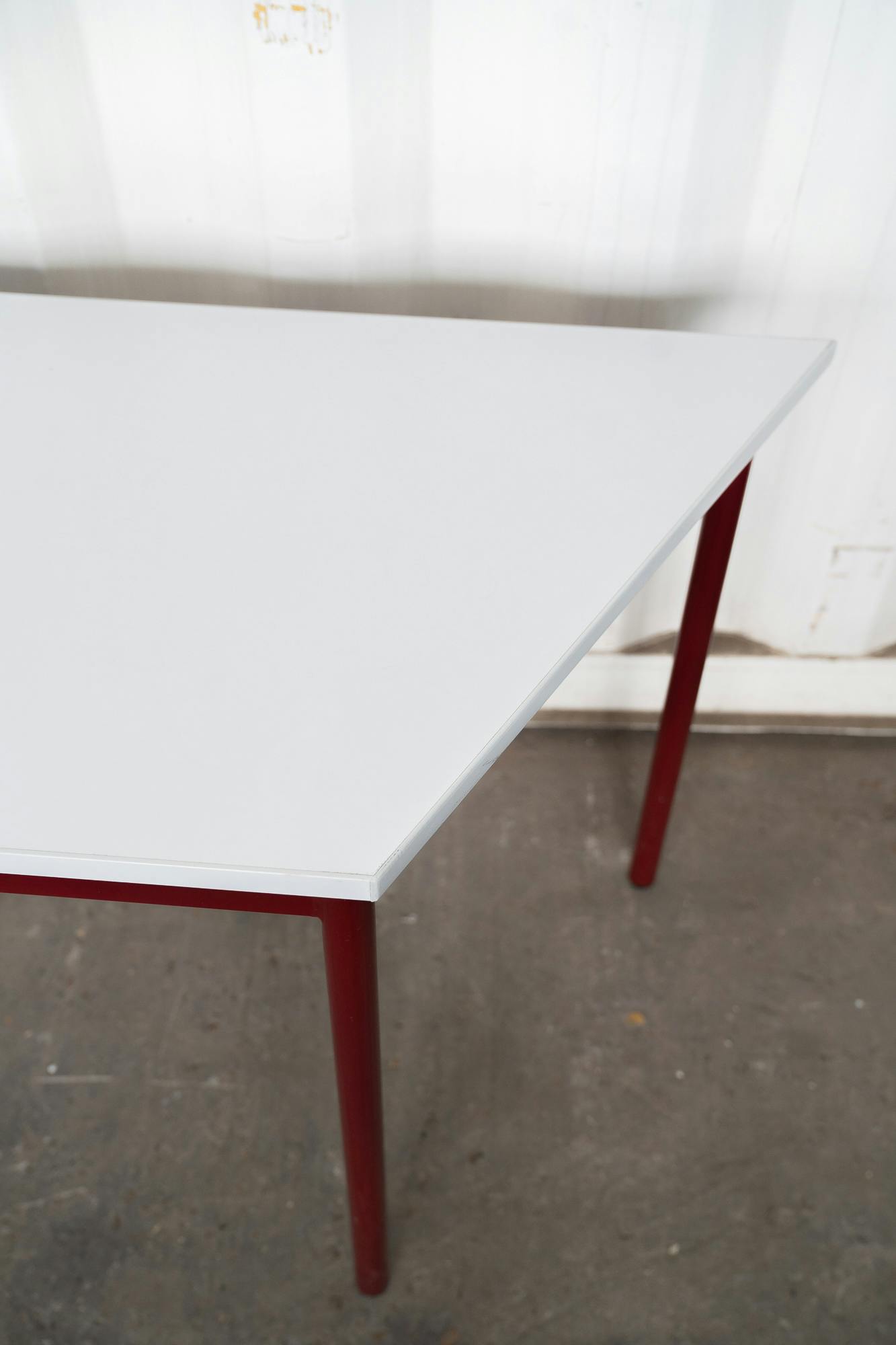Table d'appoint  - Qualité de seconde main "Tables" - Relieve Furniture - 2