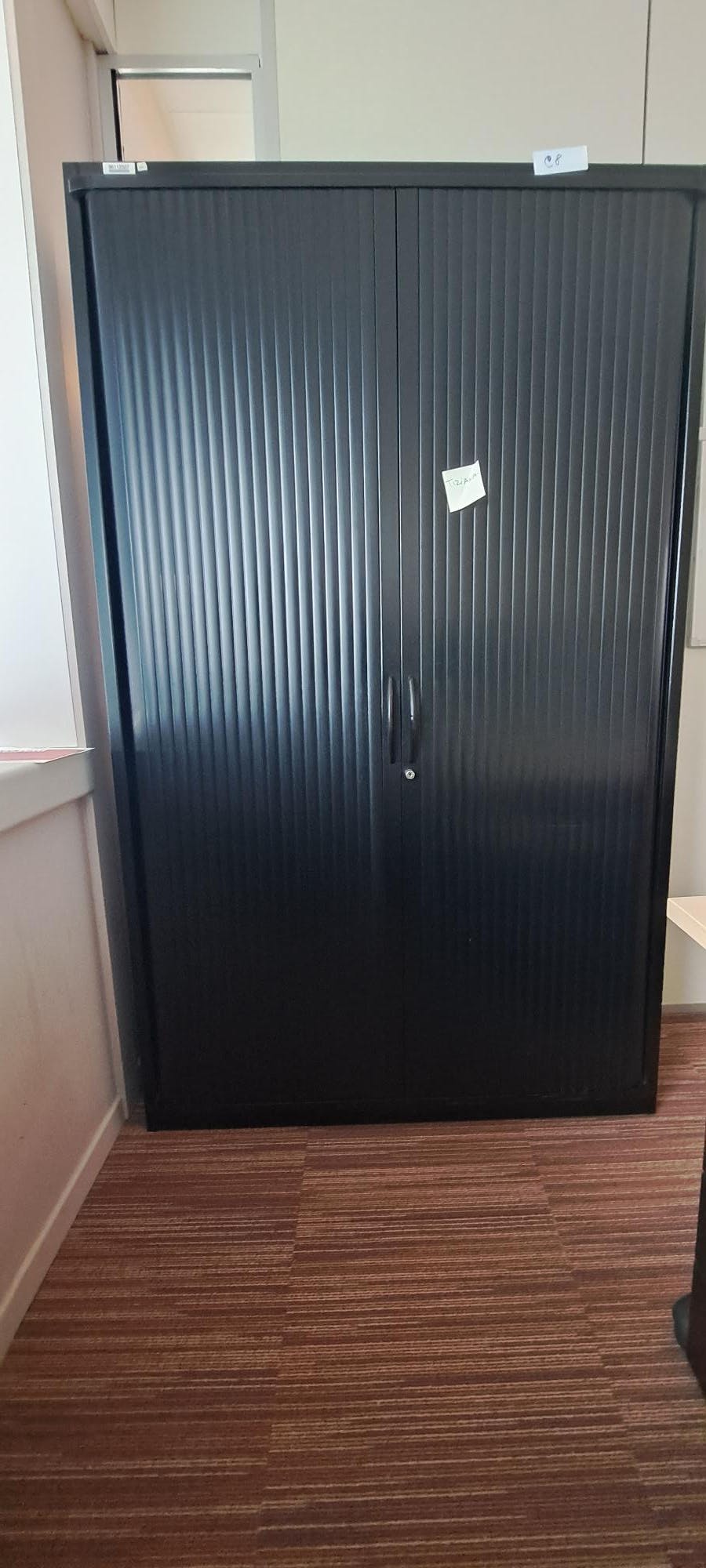 Armoire haute noire à volet 198Hx120Lx45l - Second hand quality "Storage" - Relieve Furniture - 1