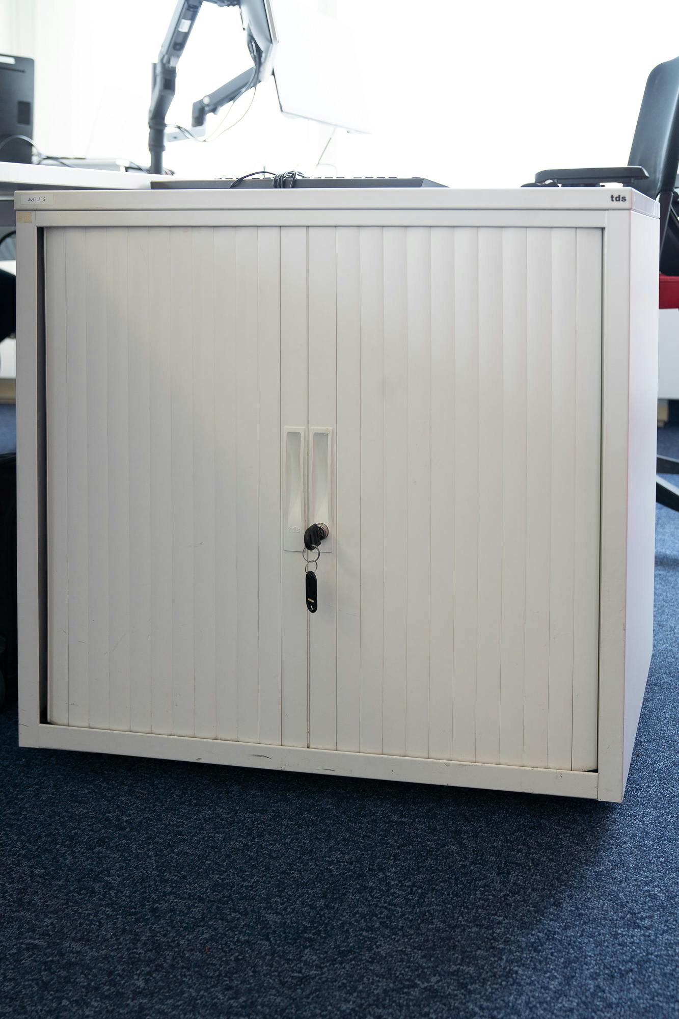 White Cabinet 70x80cm - Tweedehands kwaliteit "Opslag" - Relieve Furniture