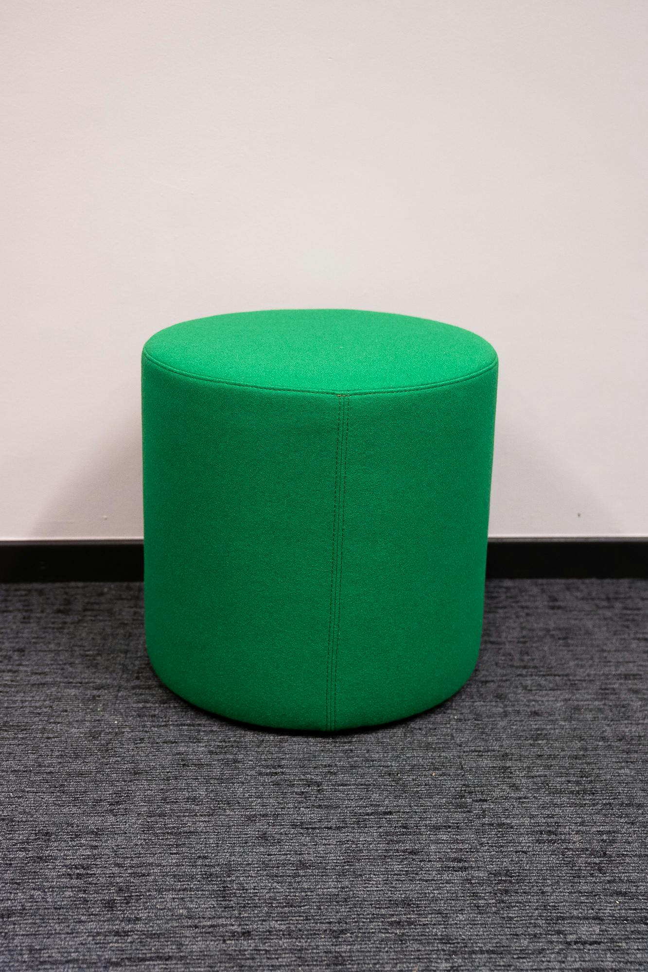 Pouf round vert flash - Second hand quality "Chairs" - Relieve Furniture