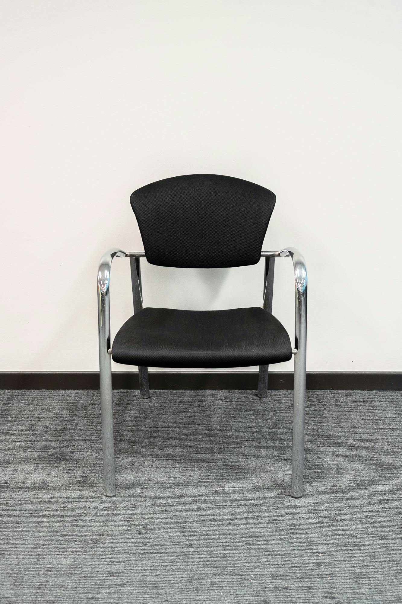 Black and aluminum designer chair - Relieve Furniture