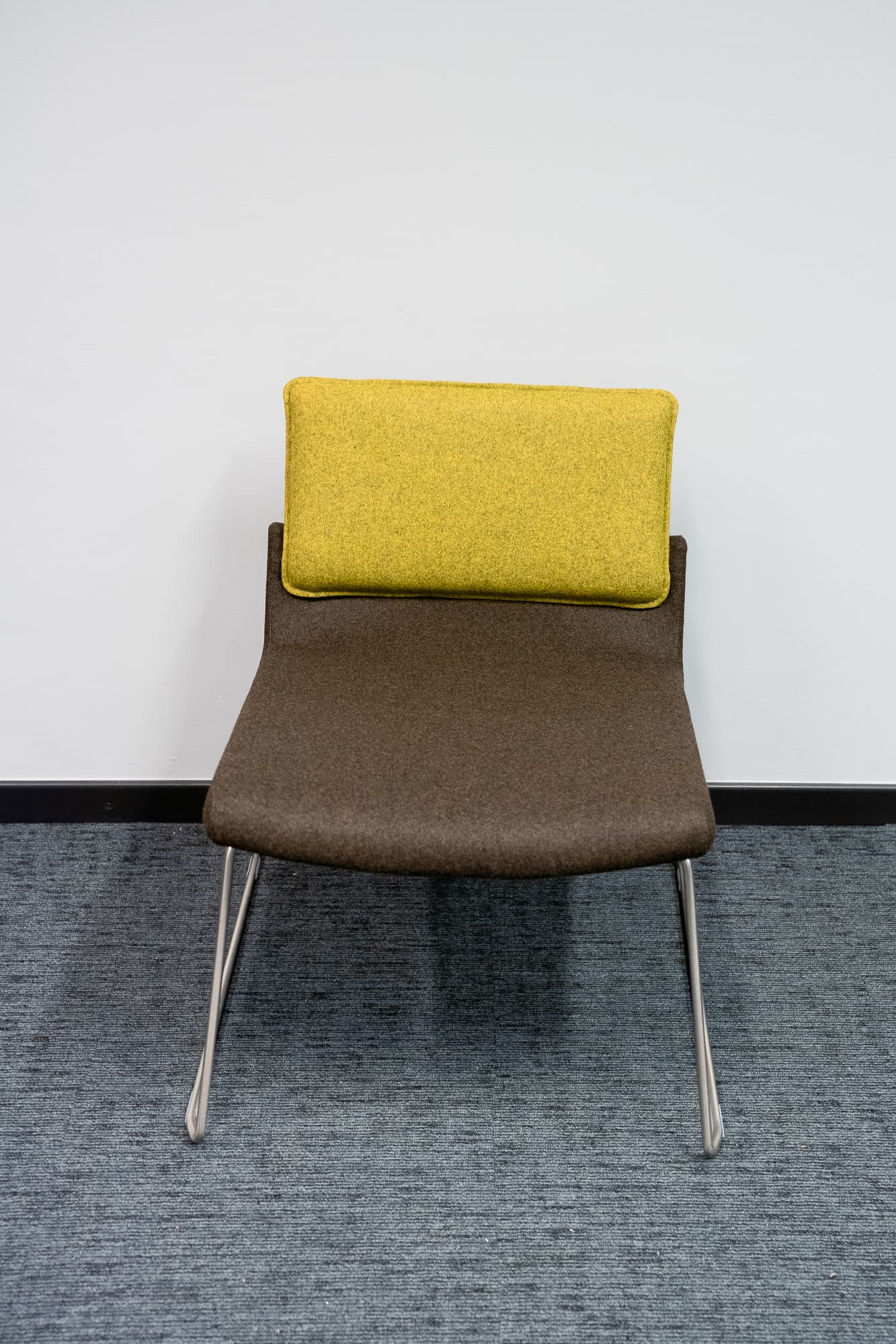 Chaise design Gispen gris et vert clair-0