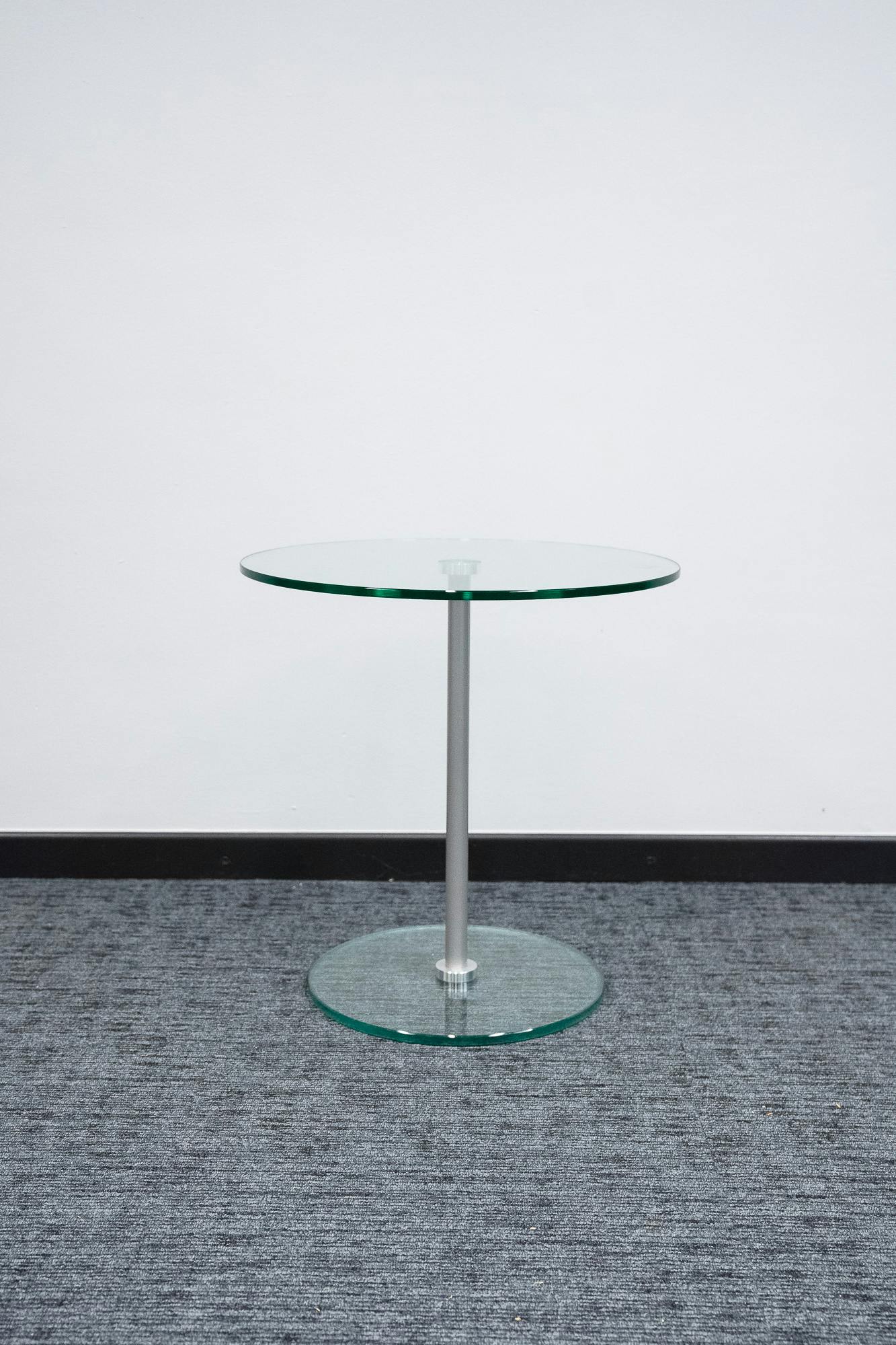 Small glass coffee table - Relieve Furniture