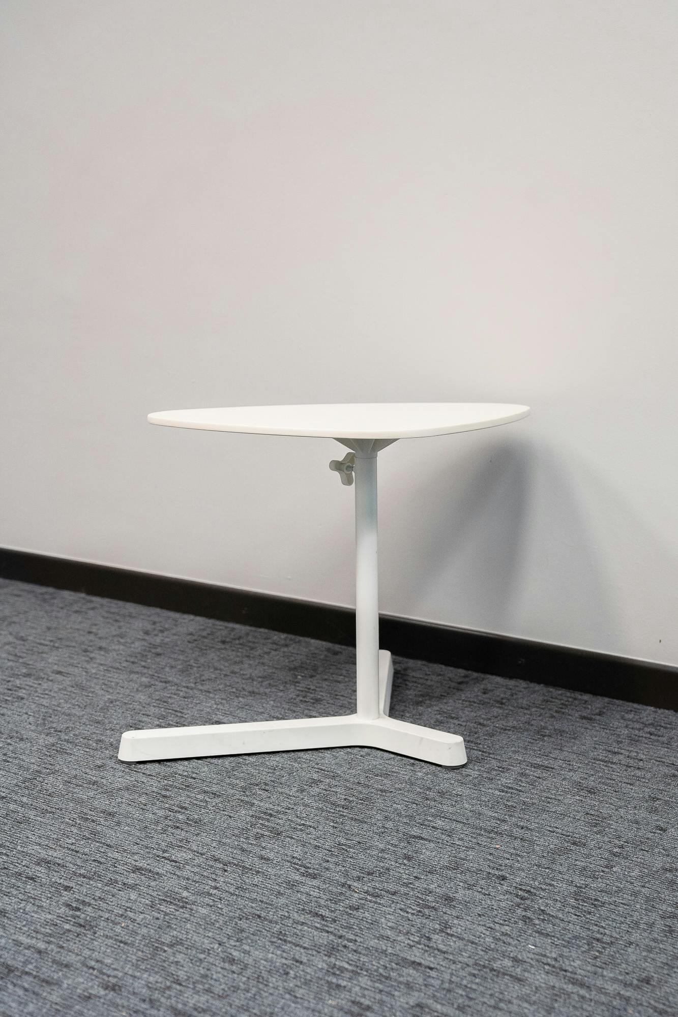 Table basse blanche - Qualité de seconde main "Tables" - Relieve Furniture