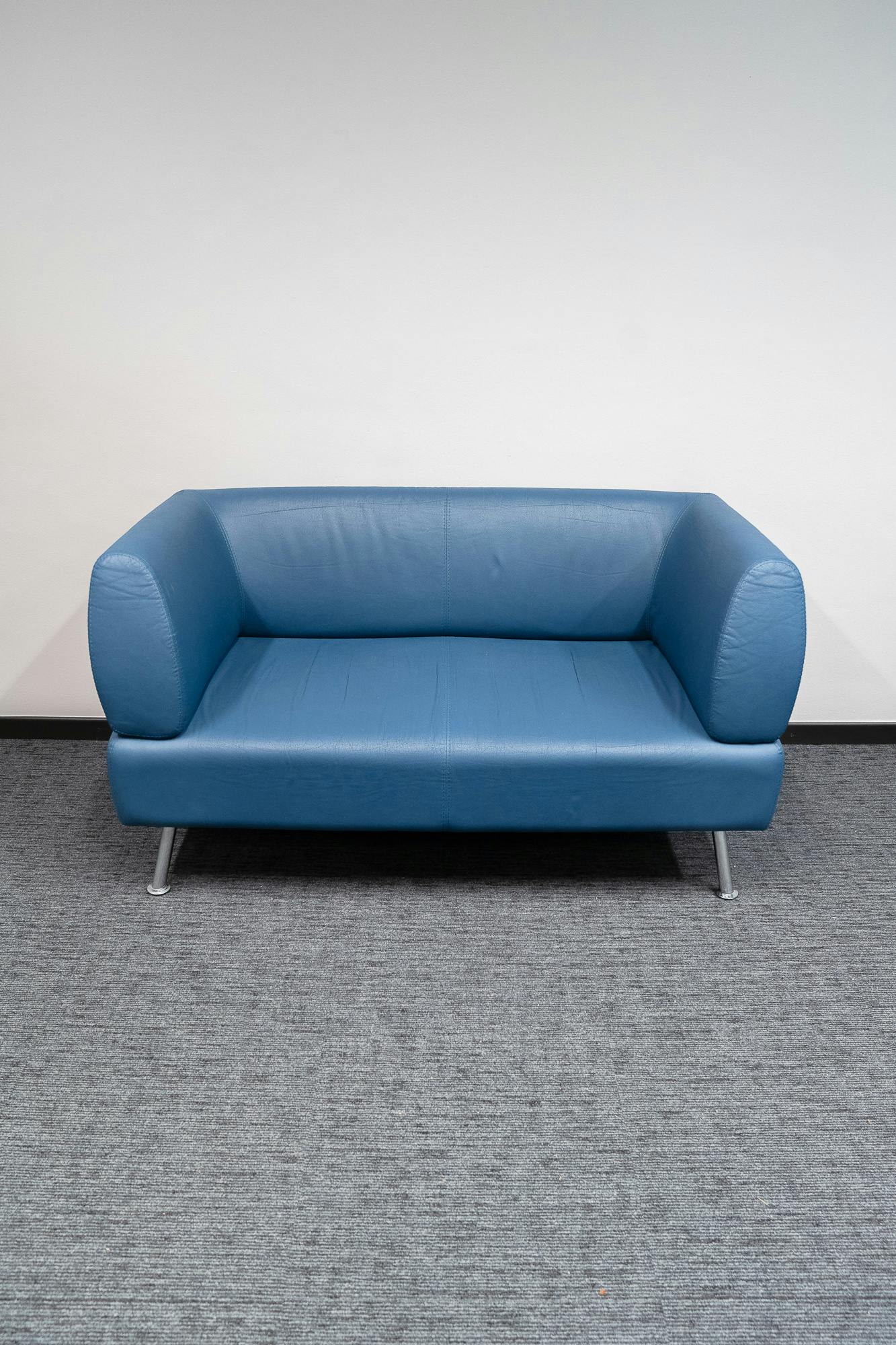 Vintage blauw-grijze leren bank - Tweedehands kwaliteit "Leunstoelen en luiers" - Relieve Furniture