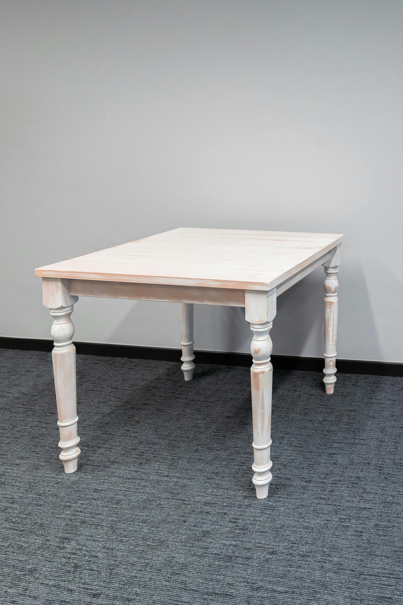 Table artisanale carré en bois - Qualité de seconde main "Tables" - Relieve Furniture