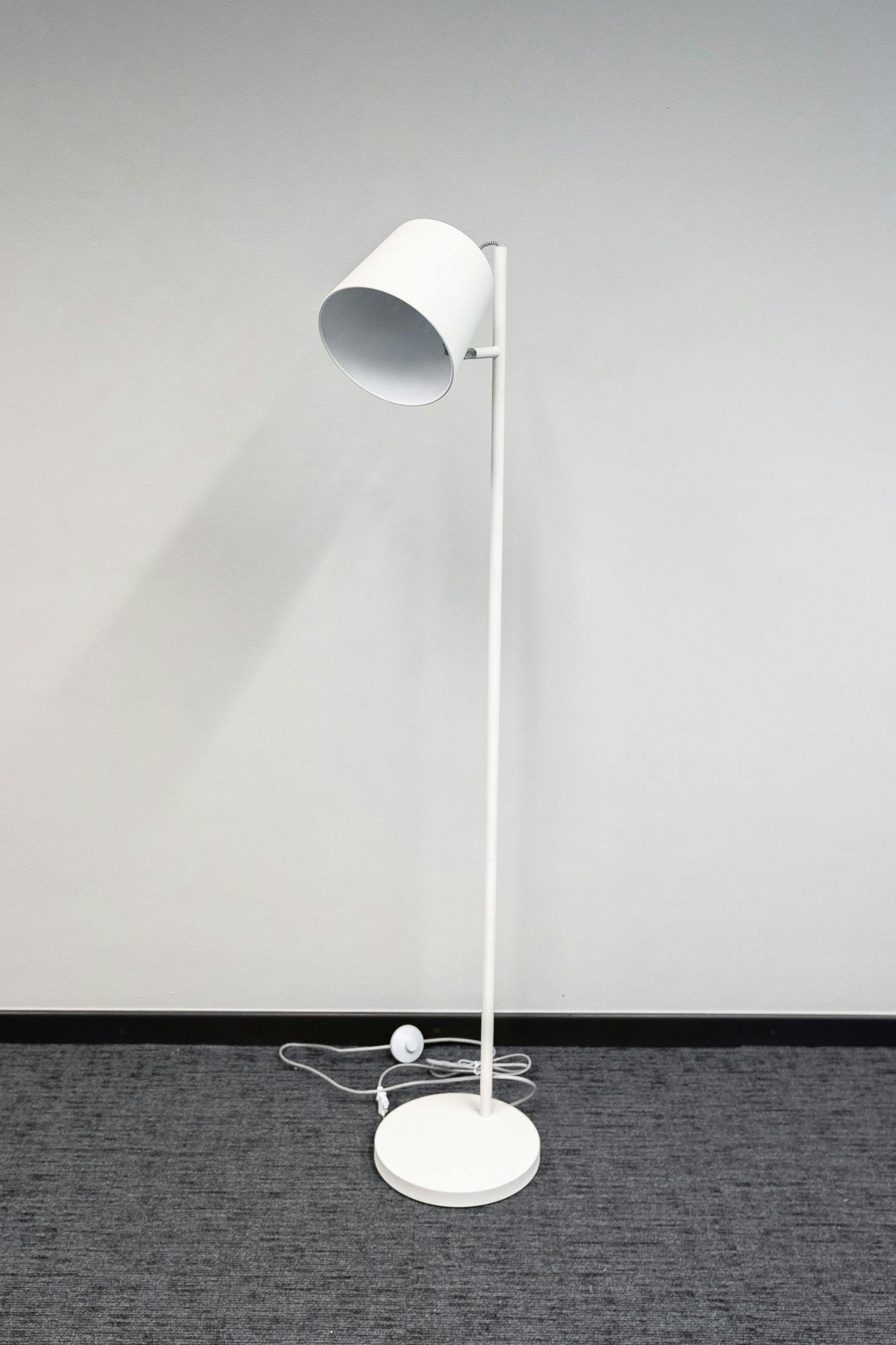 White floor lamp PEDRALI - Second hand quality "Lighting" - Relieve Furniture