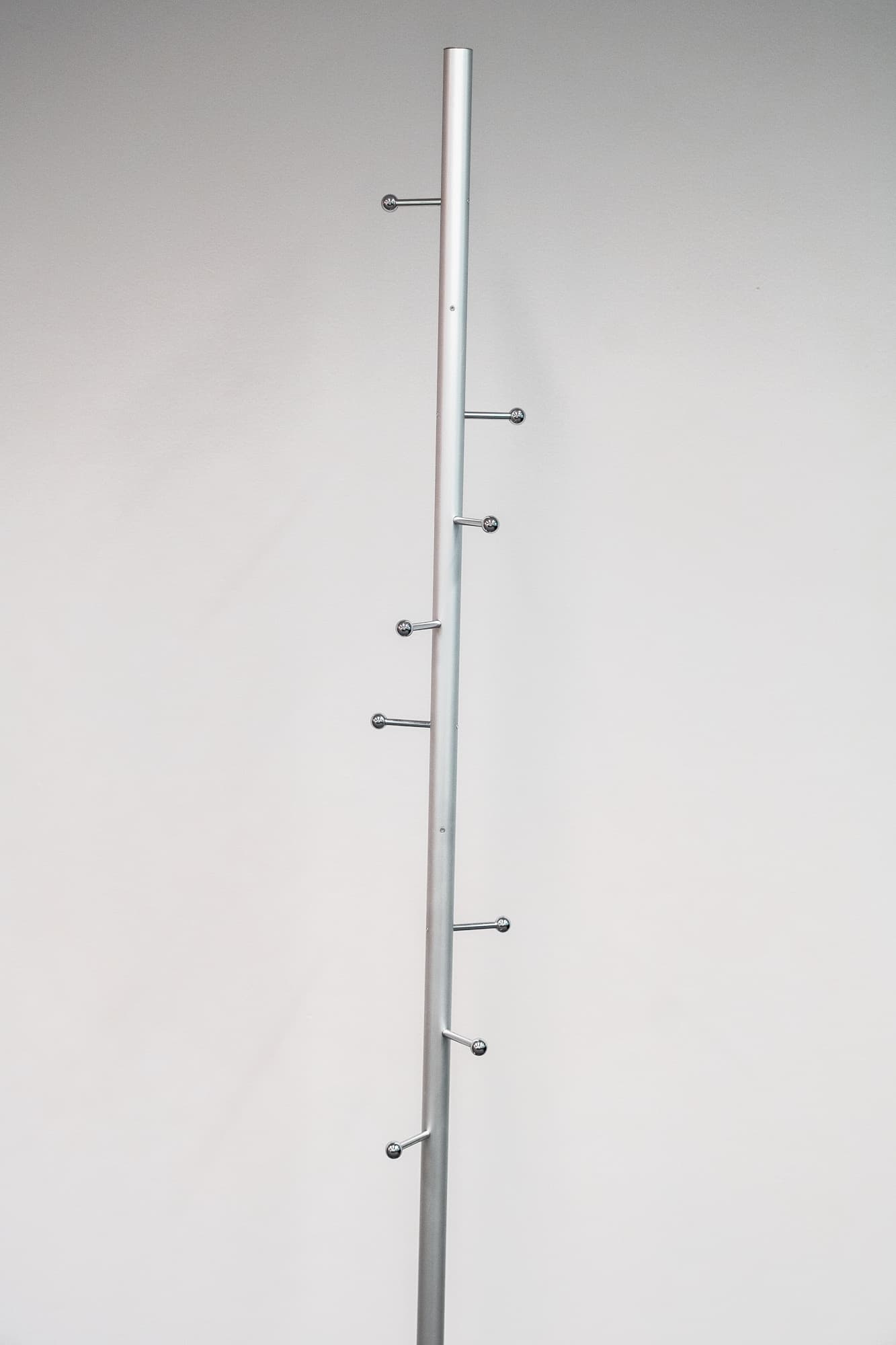 Gray metal coat rack with aluminum balls-1