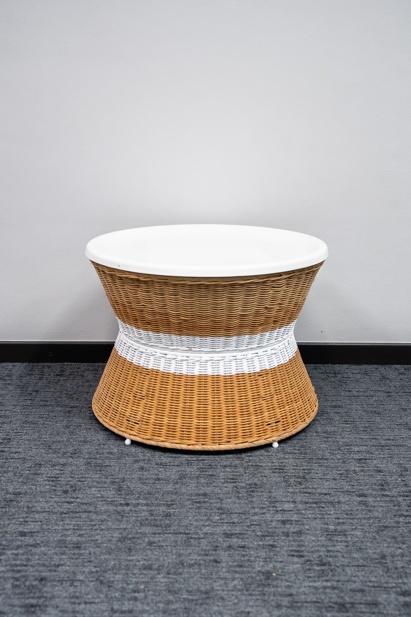 White coffee table with Wicker base-0